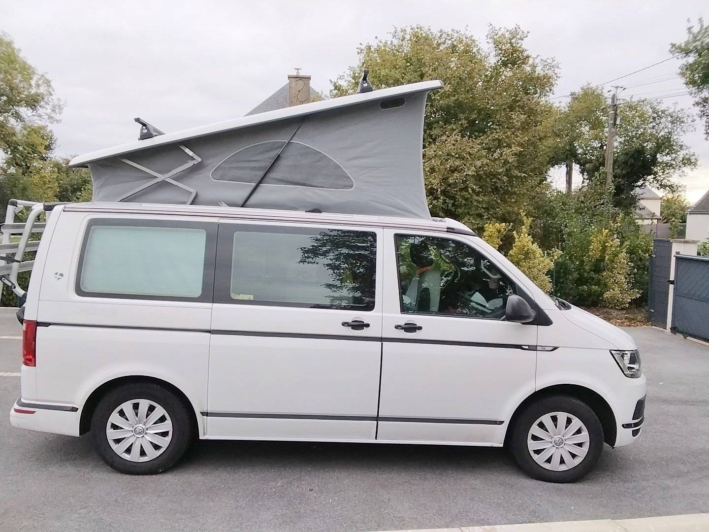 Berth Volkswagen Transporter T6 2,0 l 150ch - Yescapa