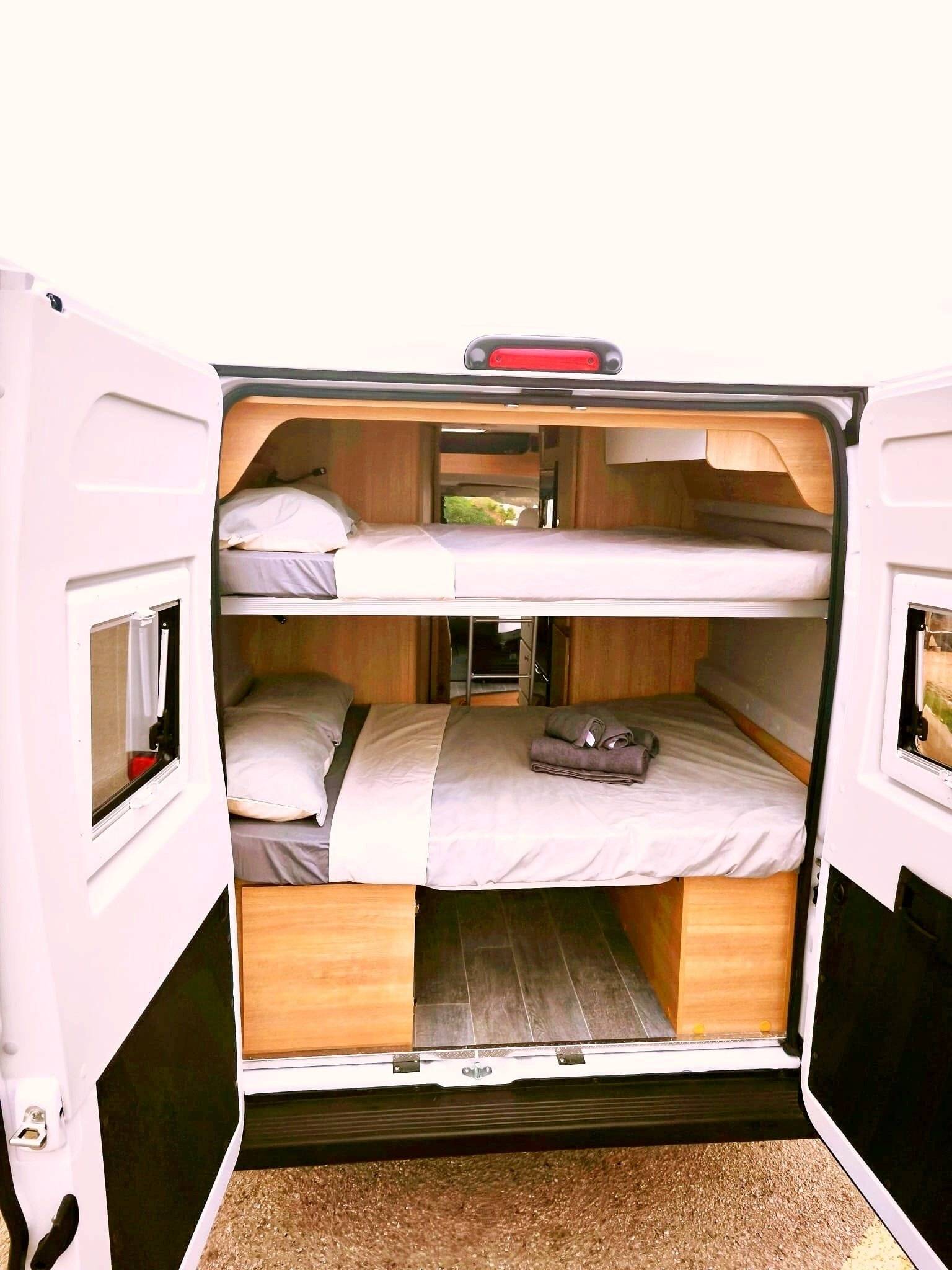 Slaapplaatsen Peugeot Peugeot Boxer - Yescapa