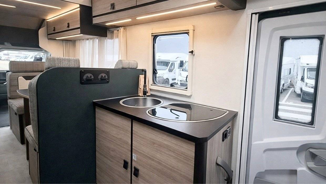 Kitchen Ford - Yescapa