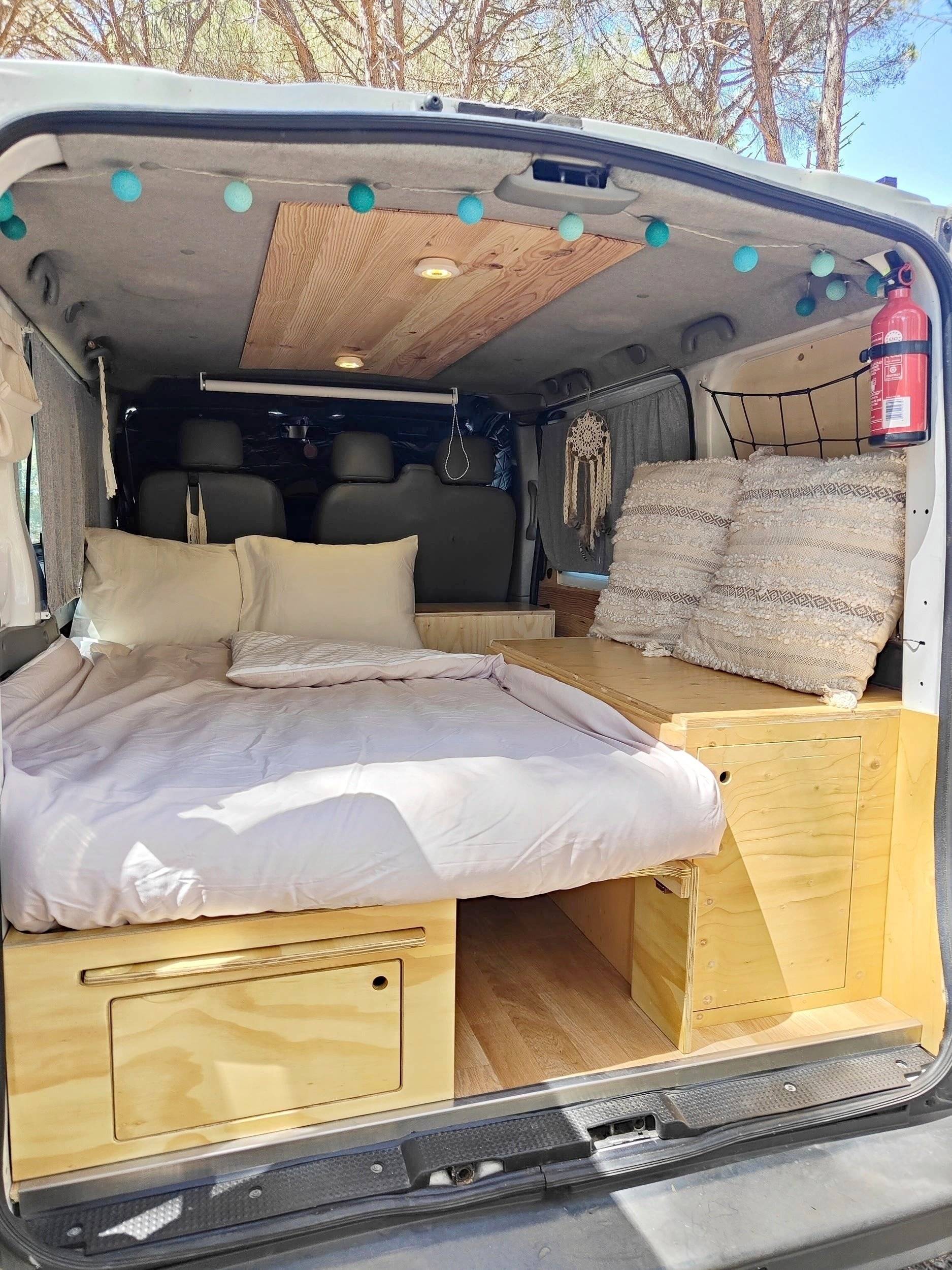 slaapplaatsen Renault Trafic 2 l 115 ch - Yescapa