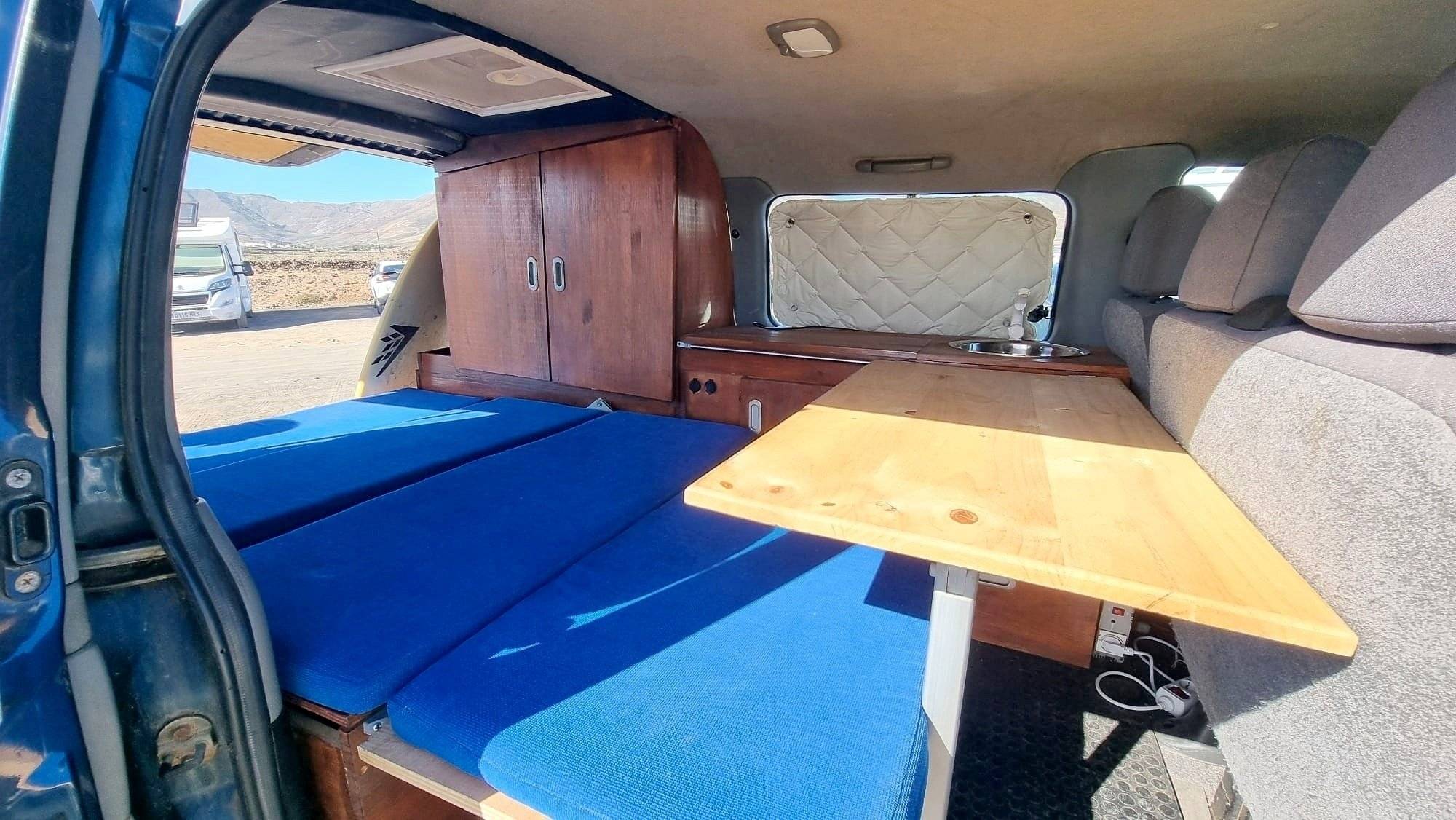 Berth Hyundai H1 - Yescapa