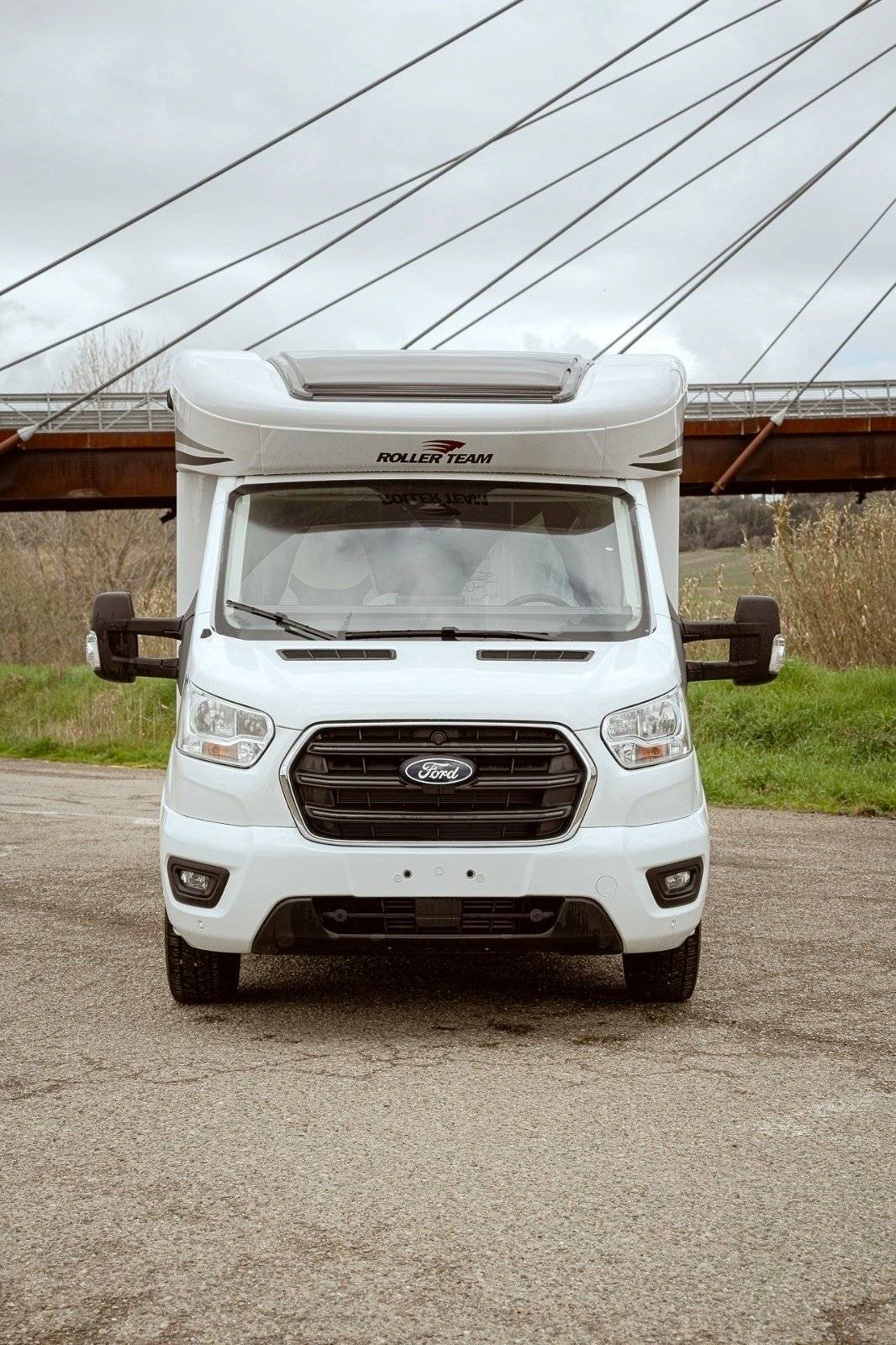 Essecke Ford Transit 2,0 l 155 ch - Yescapa