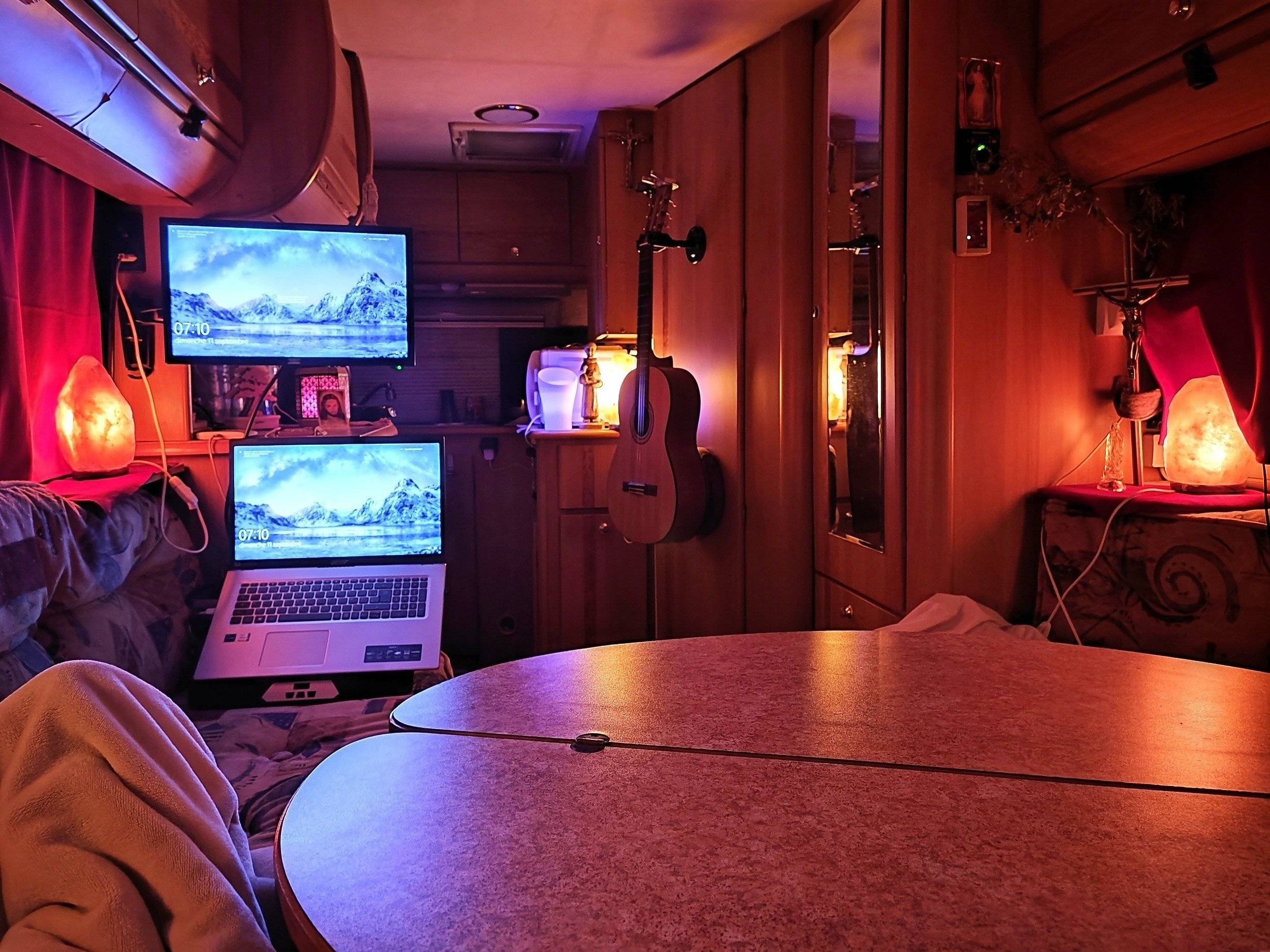 Le Voyageur Le Voyageur