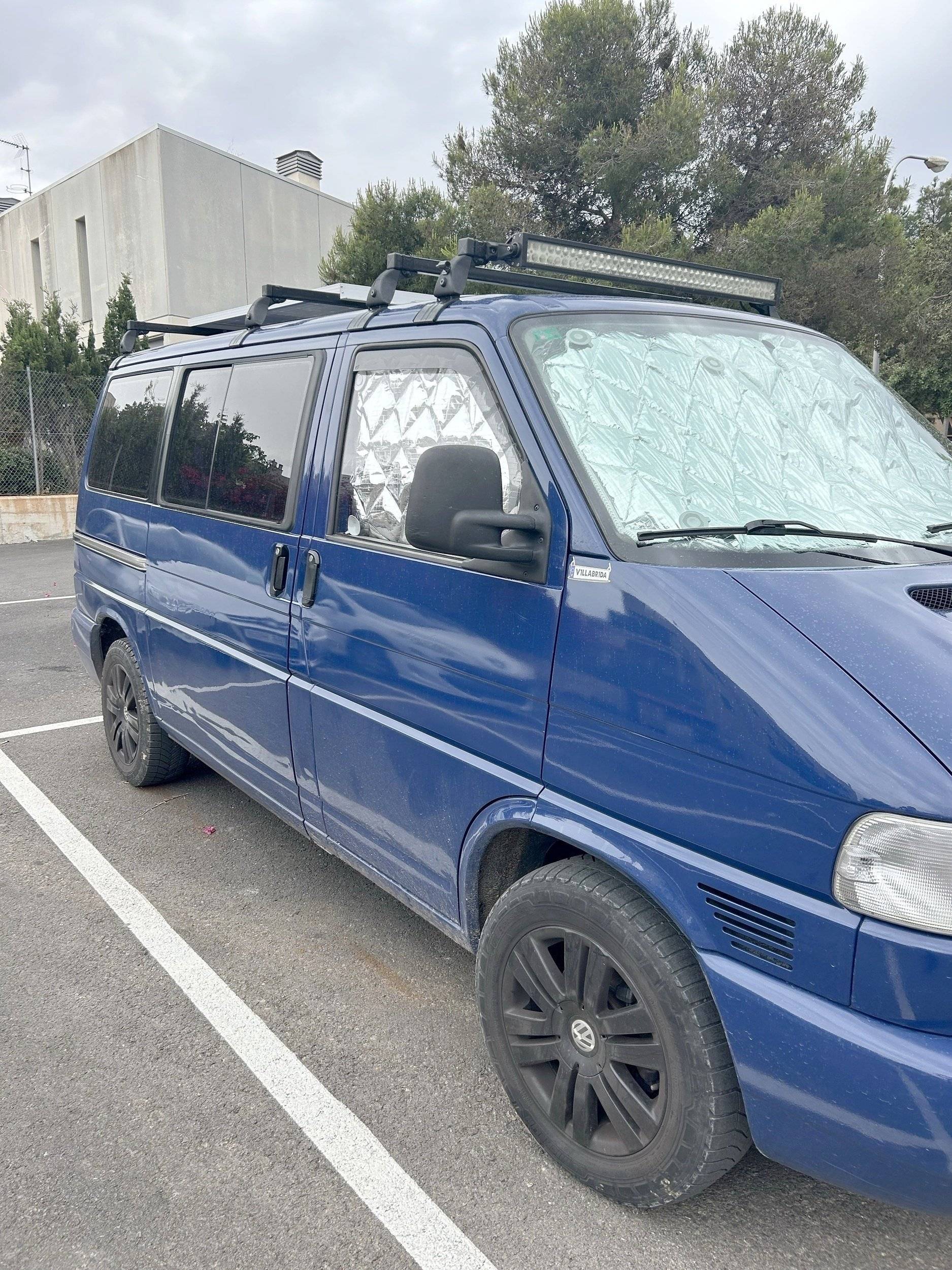 Volkswagen T5 2,5 l 102 ch