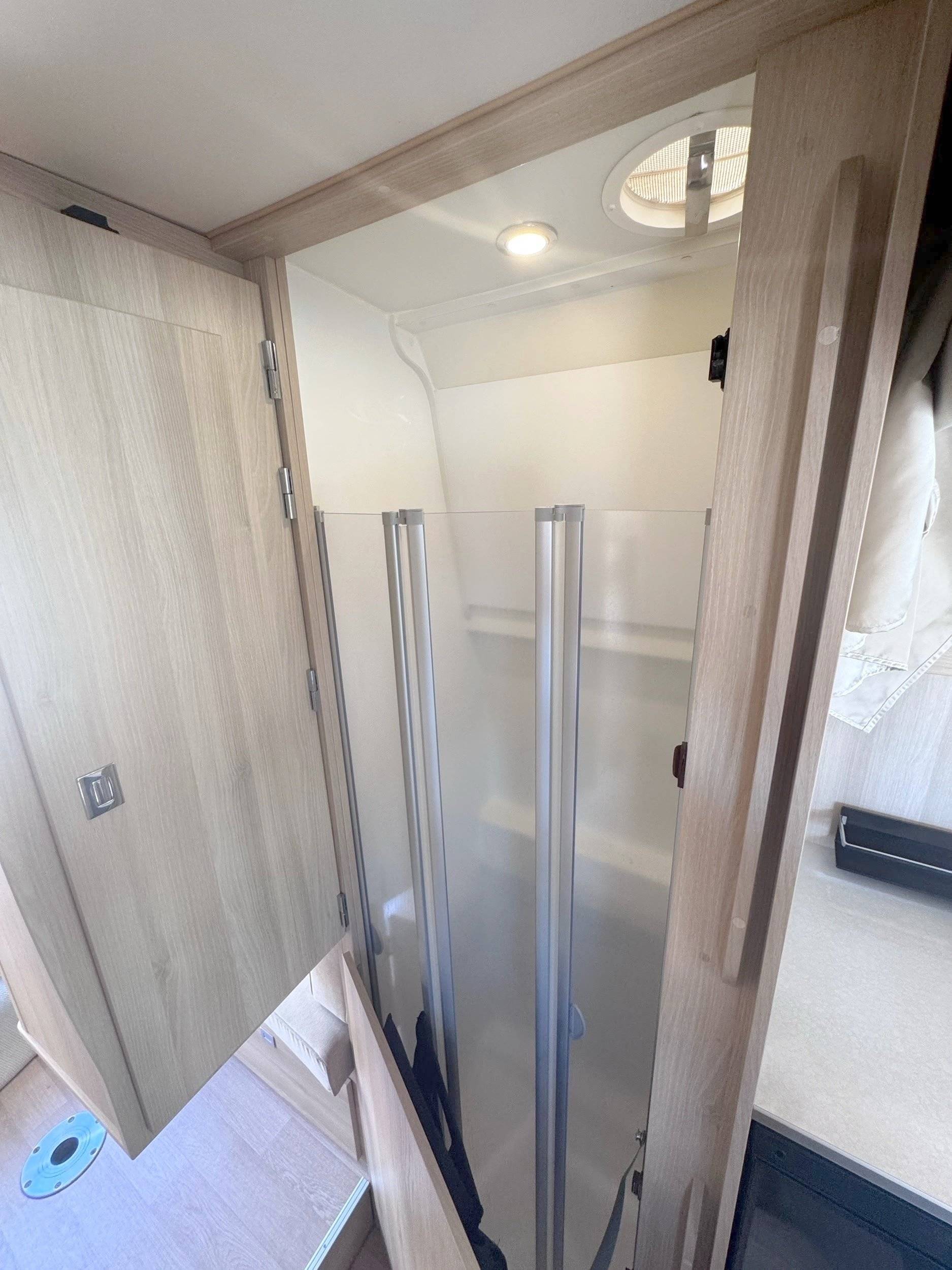 Dreamer Living Van