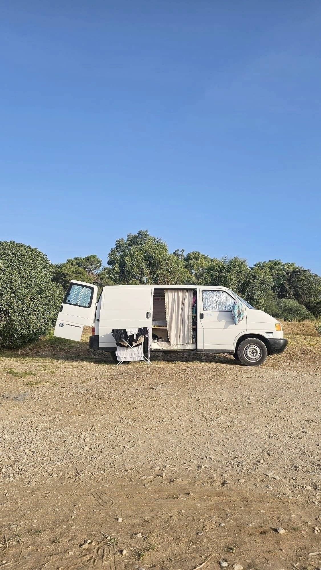 Custo Van Transporter