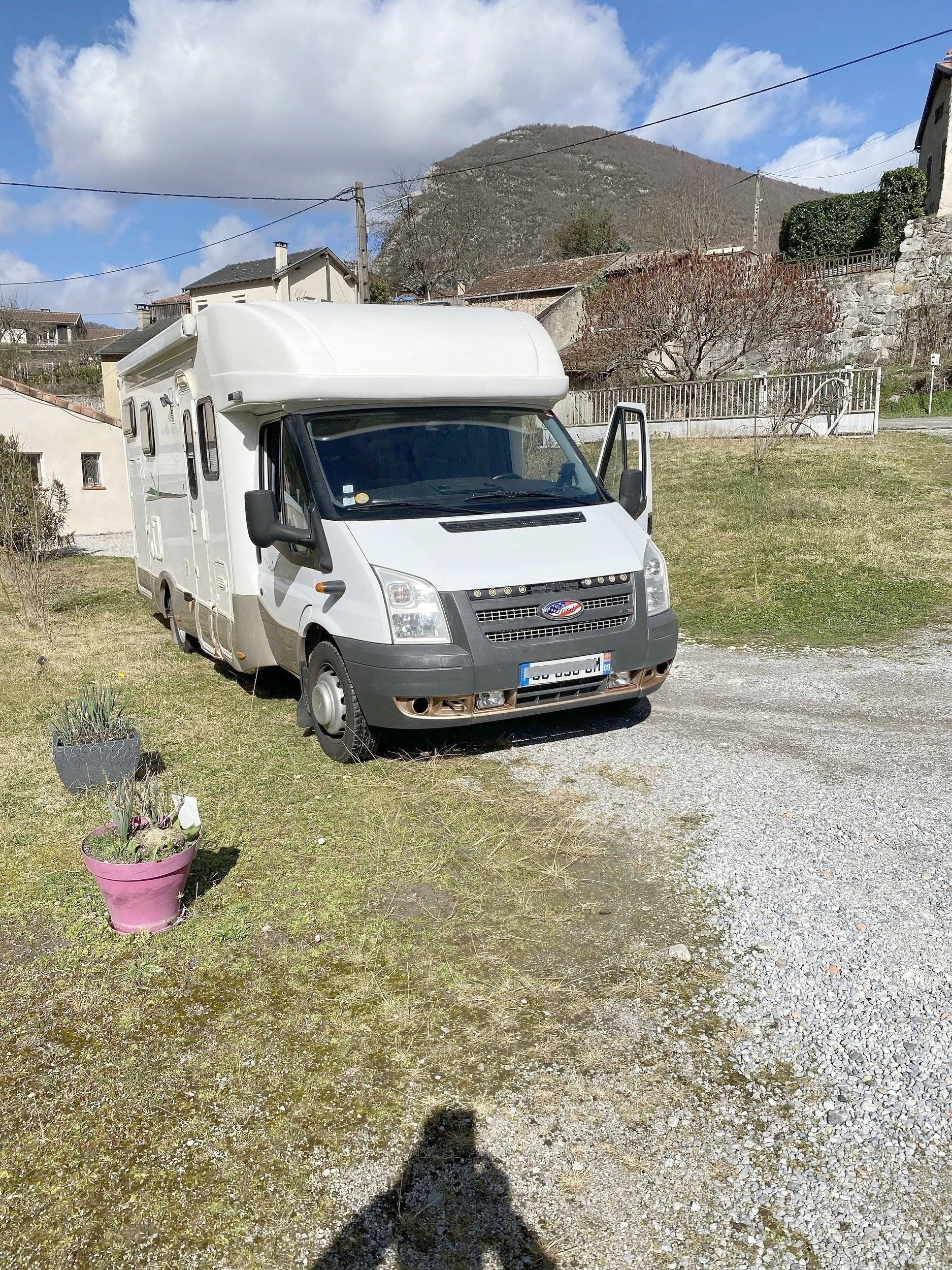 Eura Mobil Transit 2,4 l TDCi 140 ch.