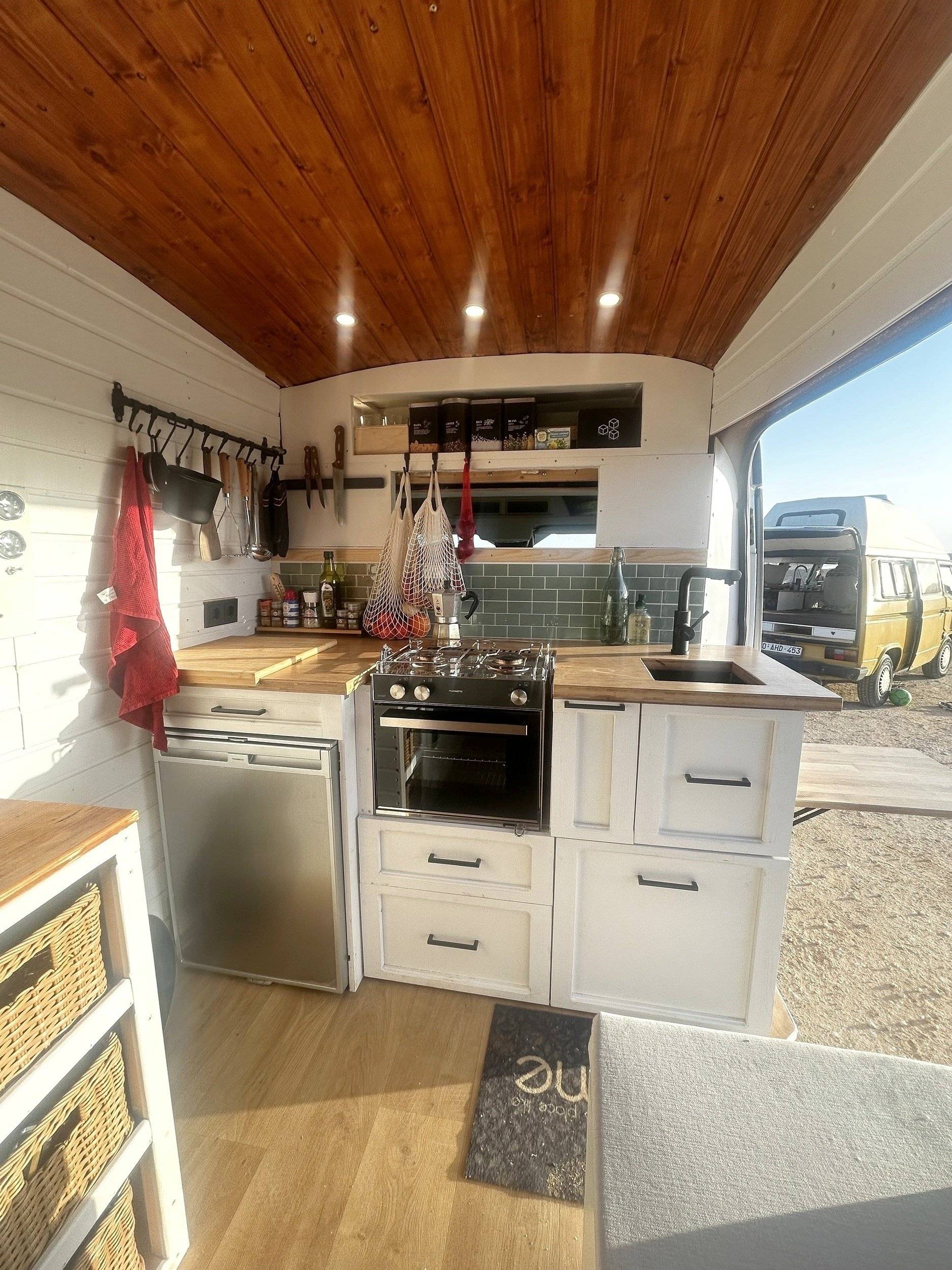 Car Caravane Transit 2,0 l 155 ch
