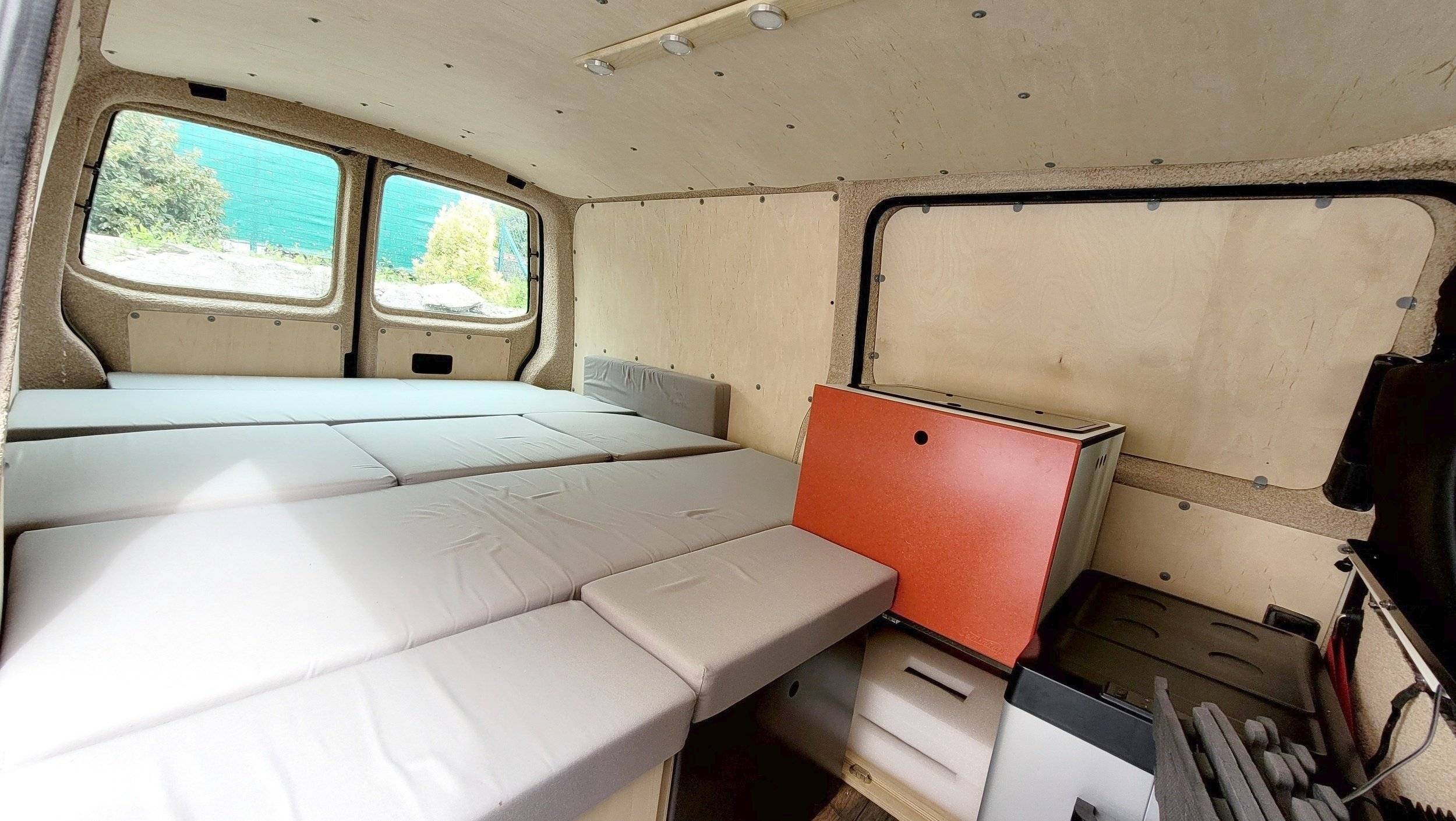 Combeing Combeing full