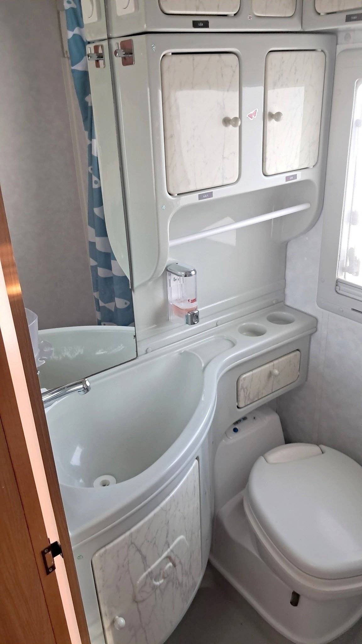 Adria ADRIA CORAL 670DK