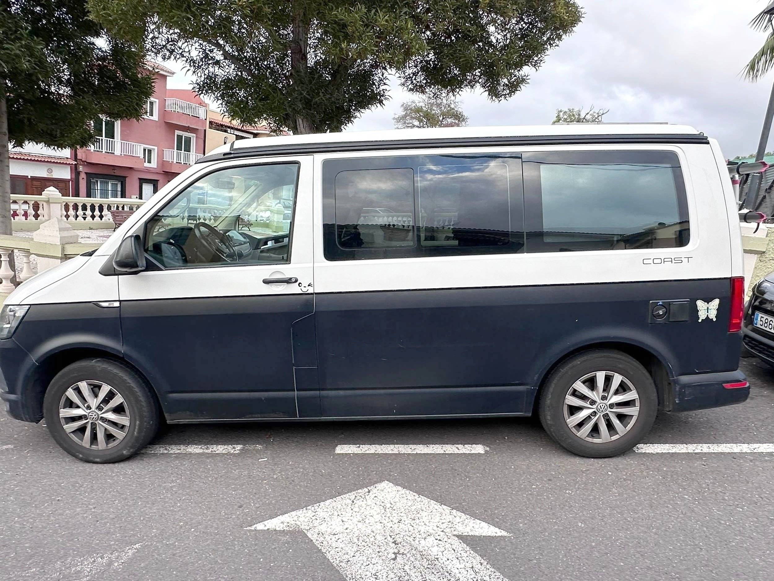 Voorkant 3/4 Volkswagen T6 California Coast - Yescapa