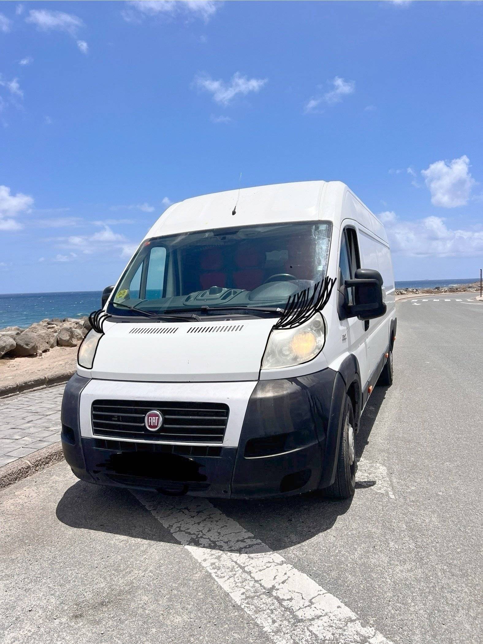 Front view from 3/4 Fiat Ducato 3,0 l Multijet 160 ch. - Yescapa