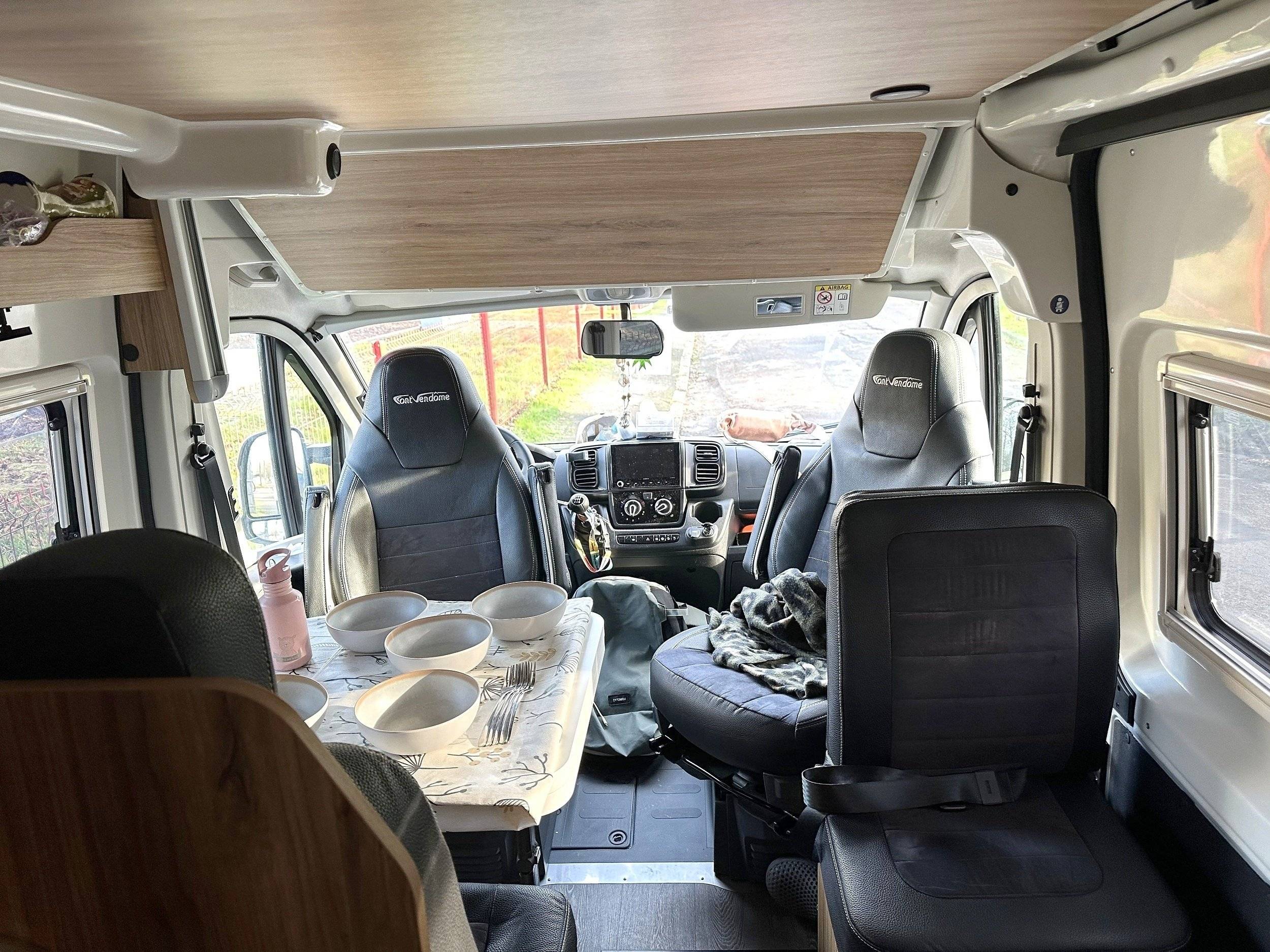 Font Vendôme Terra Van