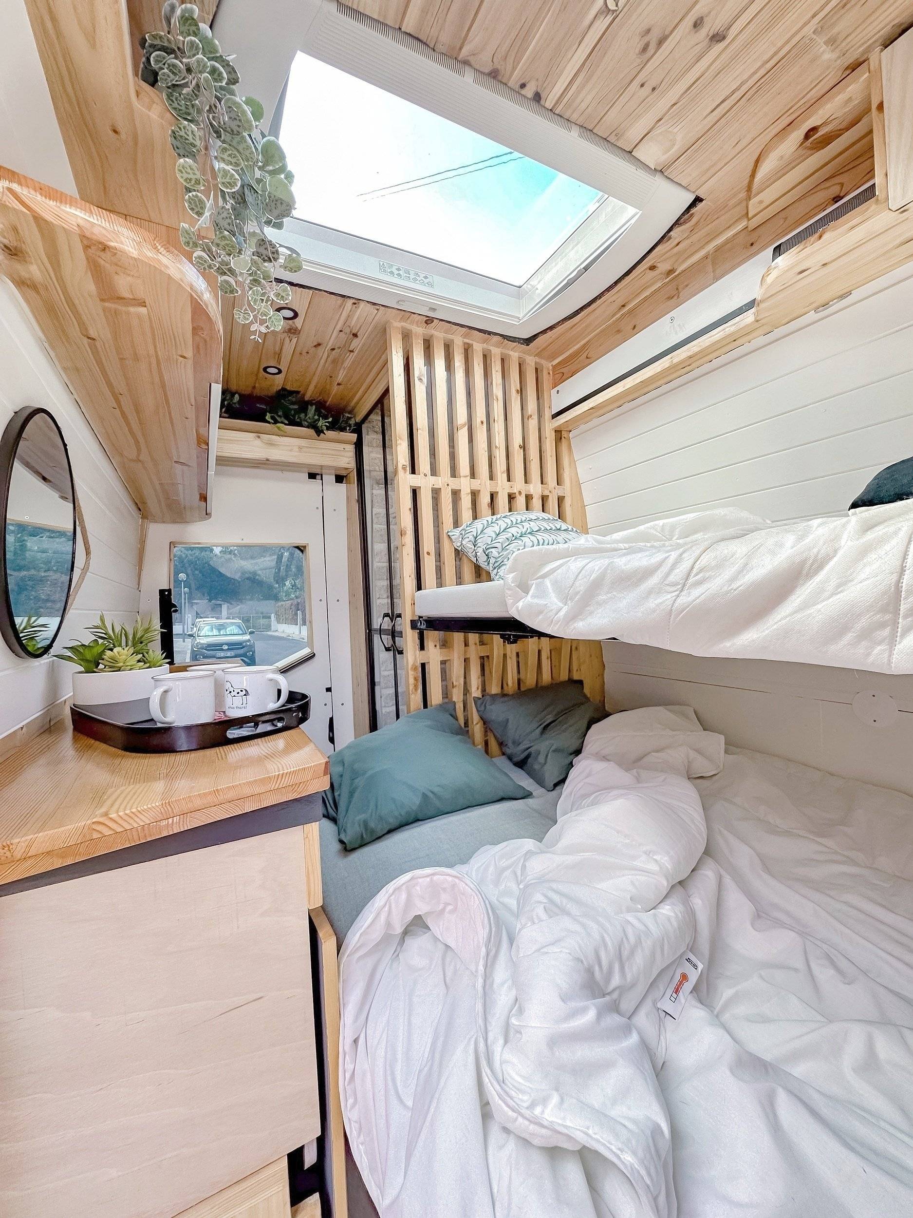 van.out Renault Master