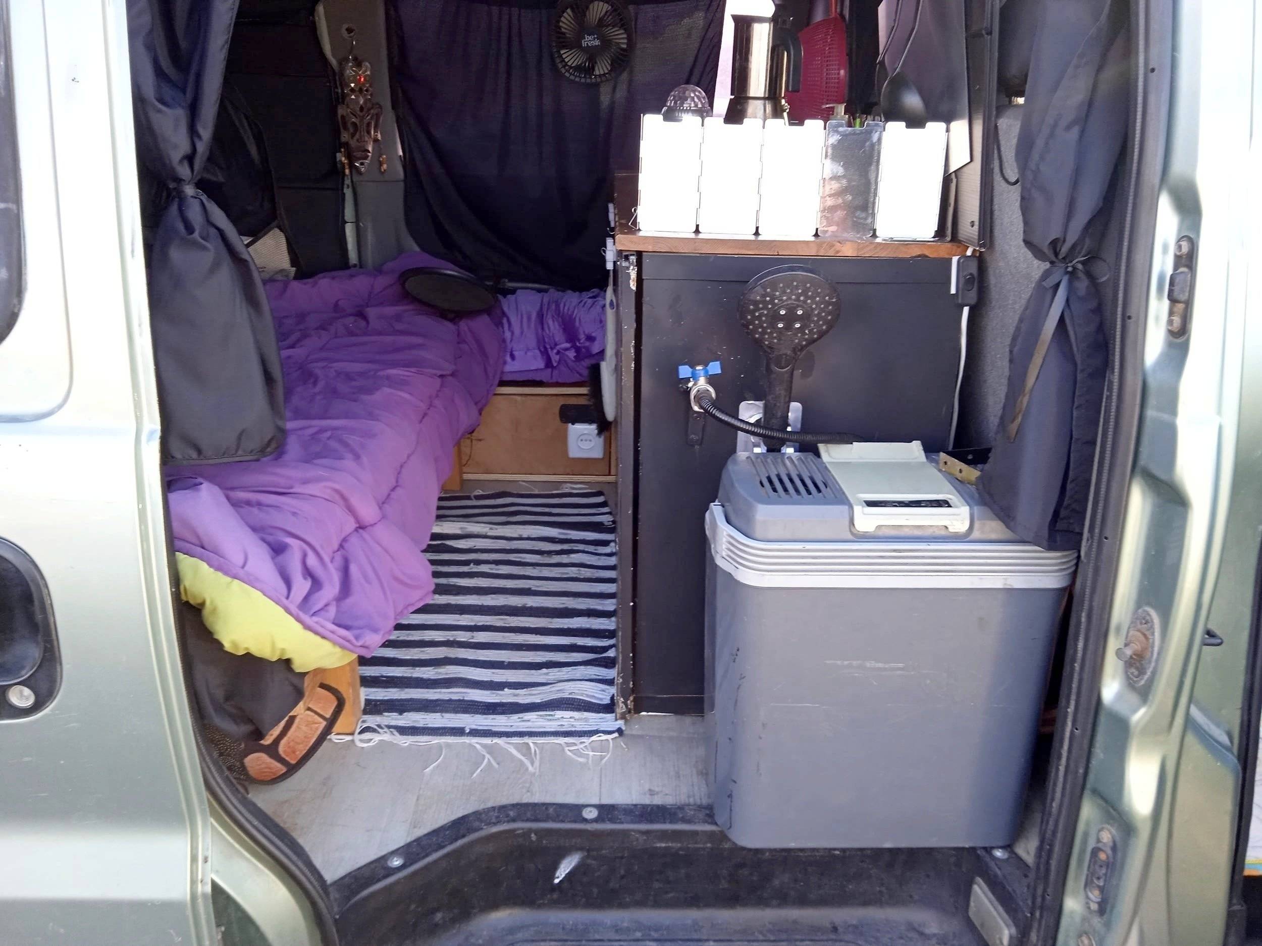 Hyundai H1