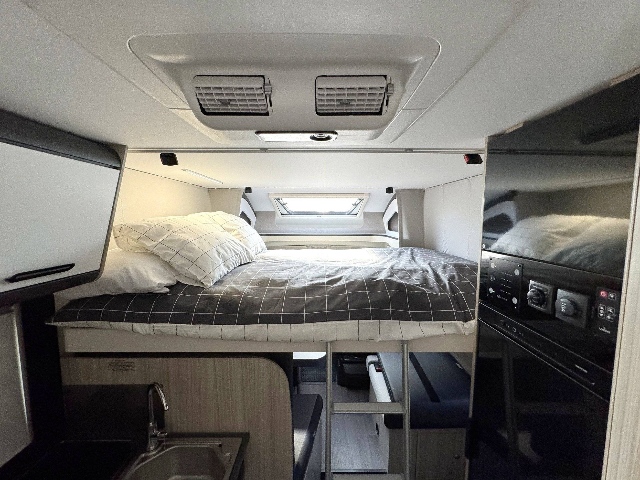 Sun Living Sun Living S75 SC