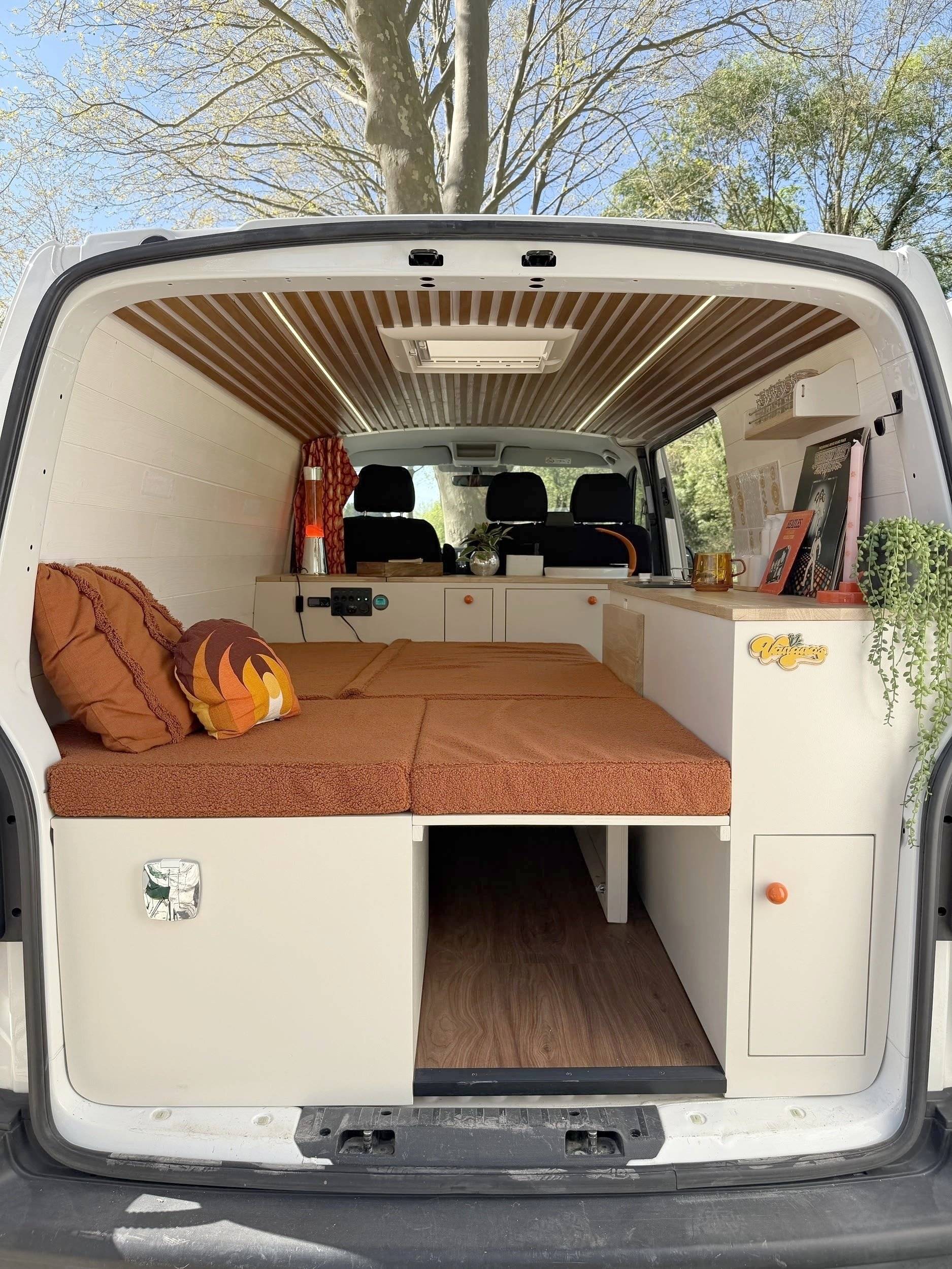 Volkswagen T6 2 l TDI 150 ch
