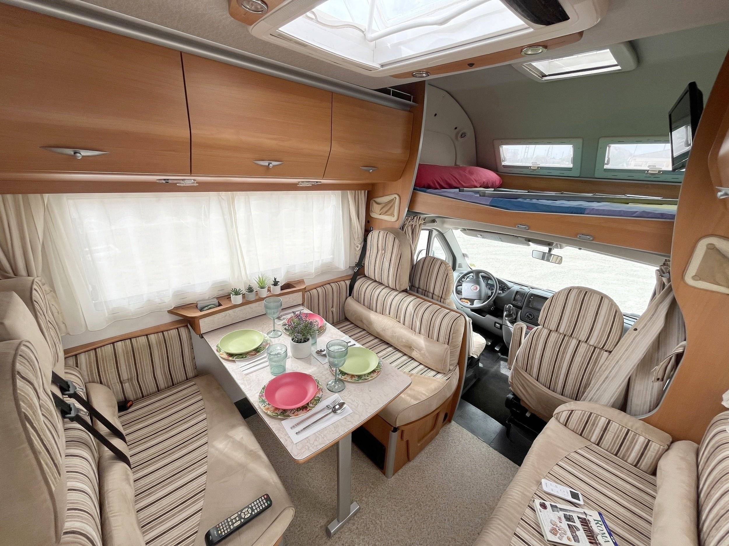 Coin repas Fiat Ducato 3,0 l 160 ch Al-Ko - Yescapa