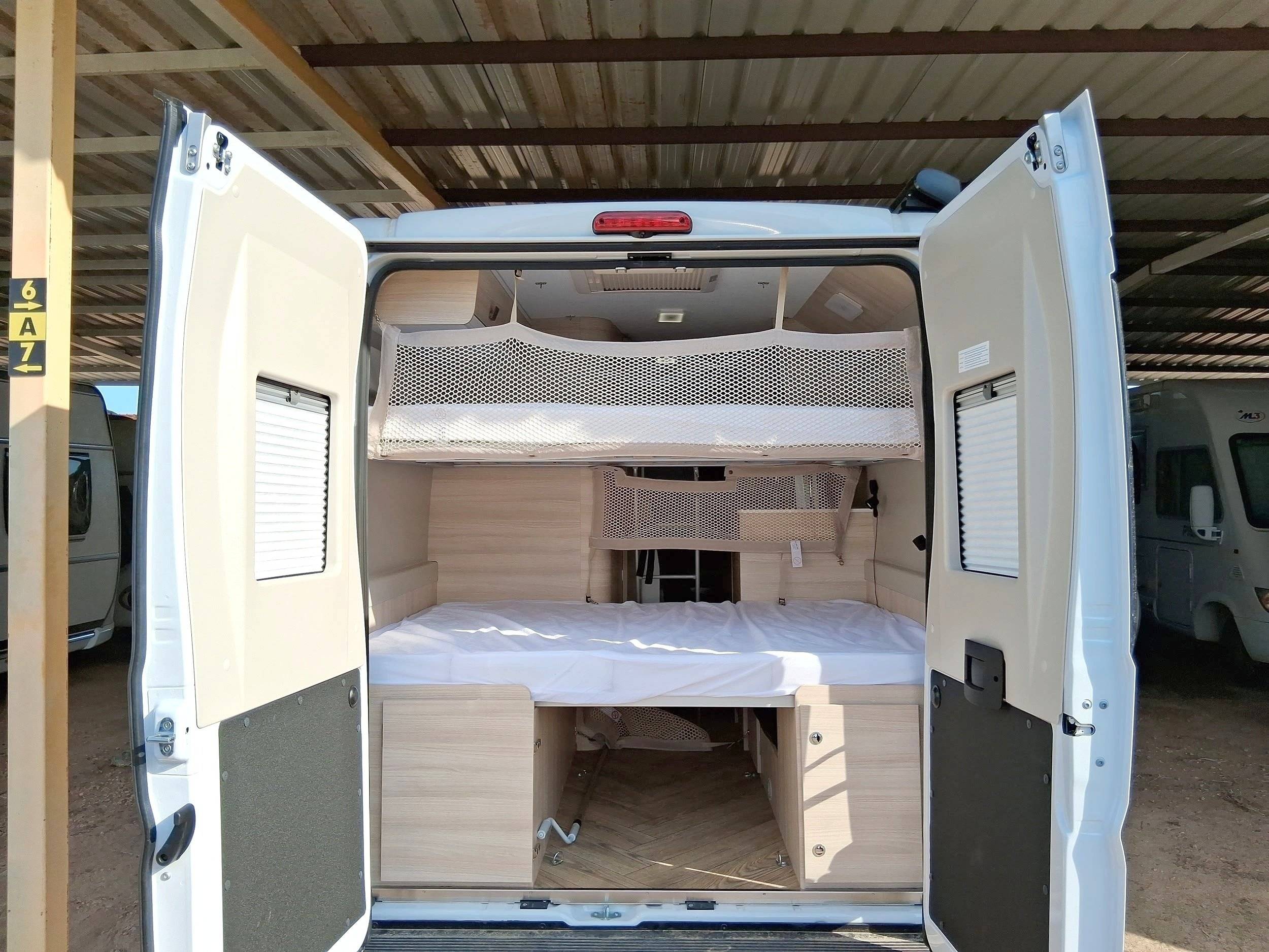 Letti Fiat Fiat Ducato 140 CV - Yescapa