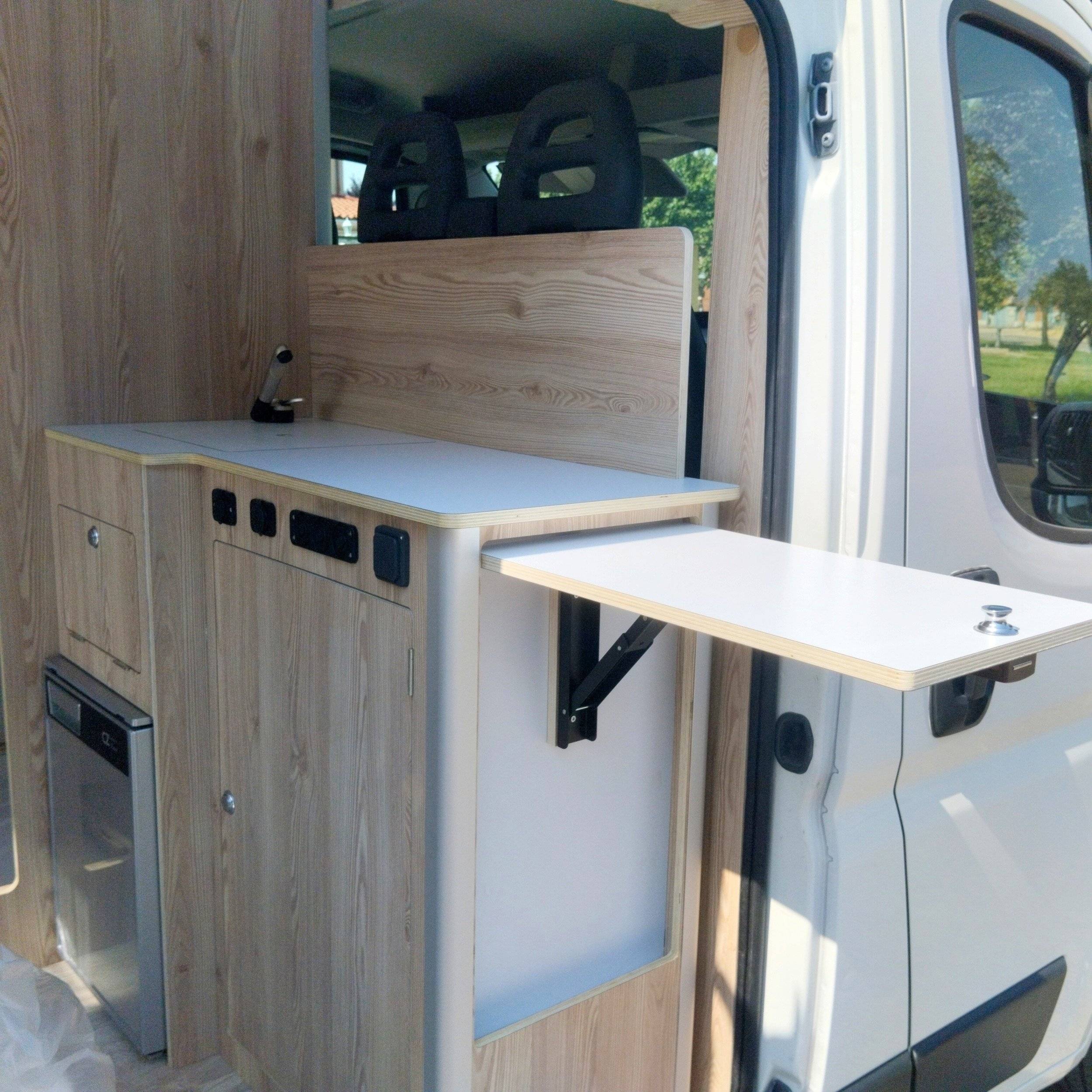 Kitchen Peugeot Boxer 2,0 l 140 cv - Yescapa