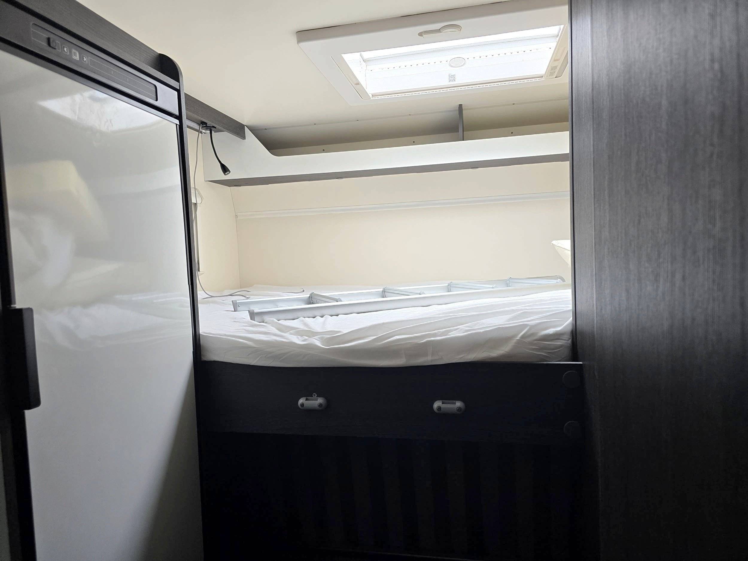 Couchages Fiat Ducato 2,3 130 ch - Yescapa