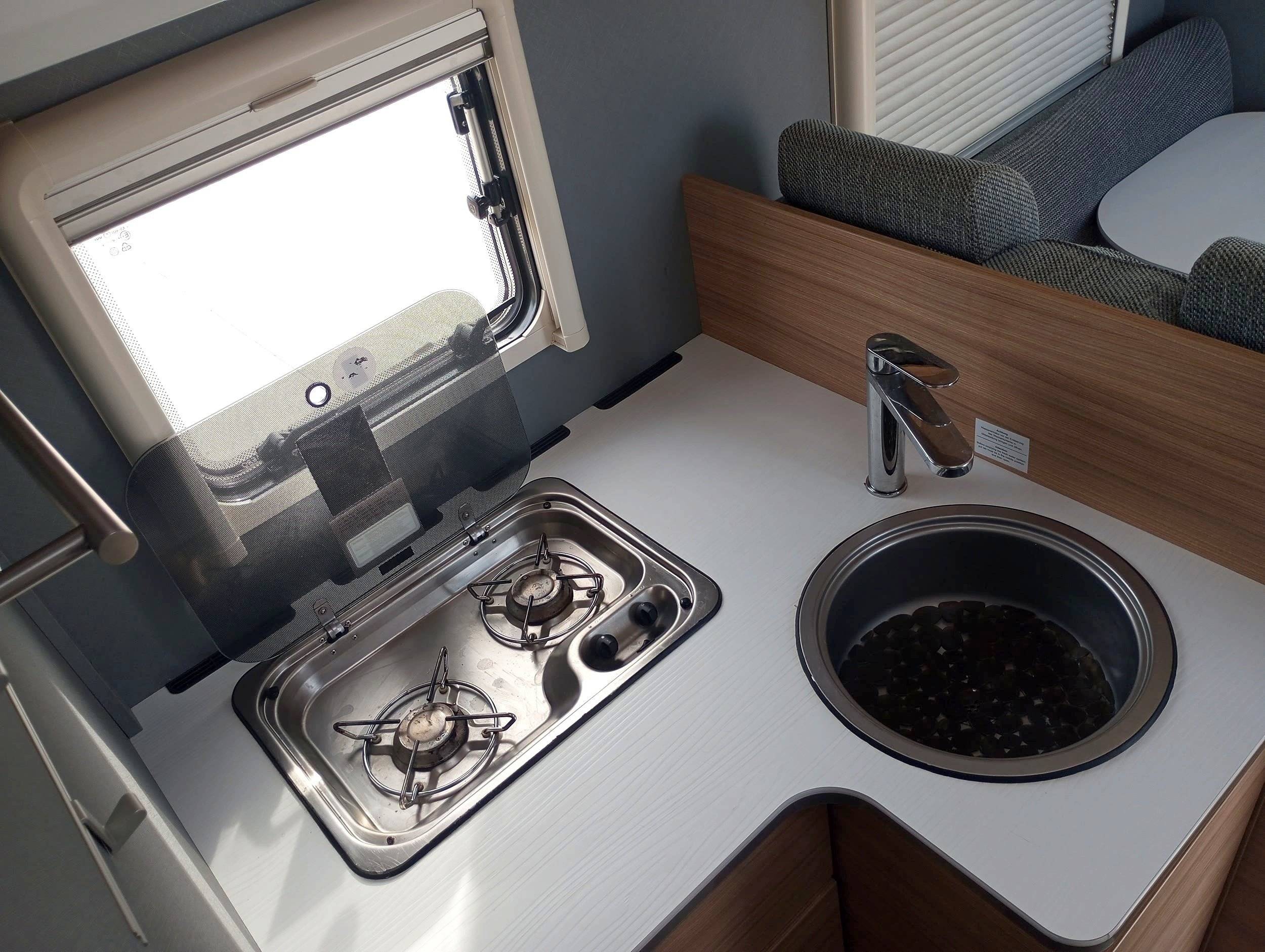 Dethleffs Just T - 7052 DBM