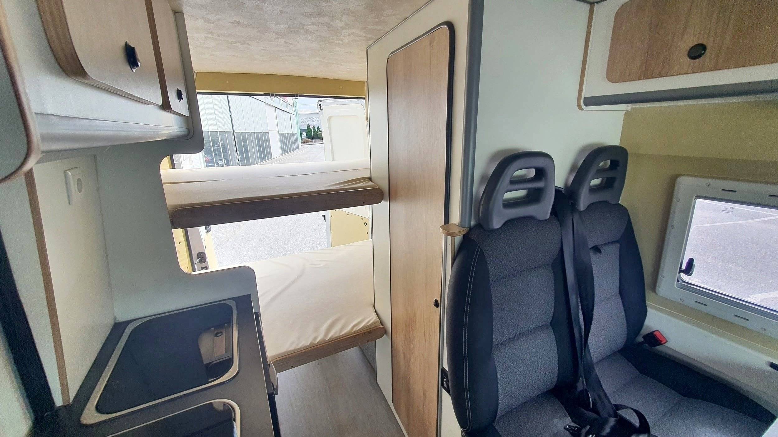 Camper Track 2,0 l 115 ch