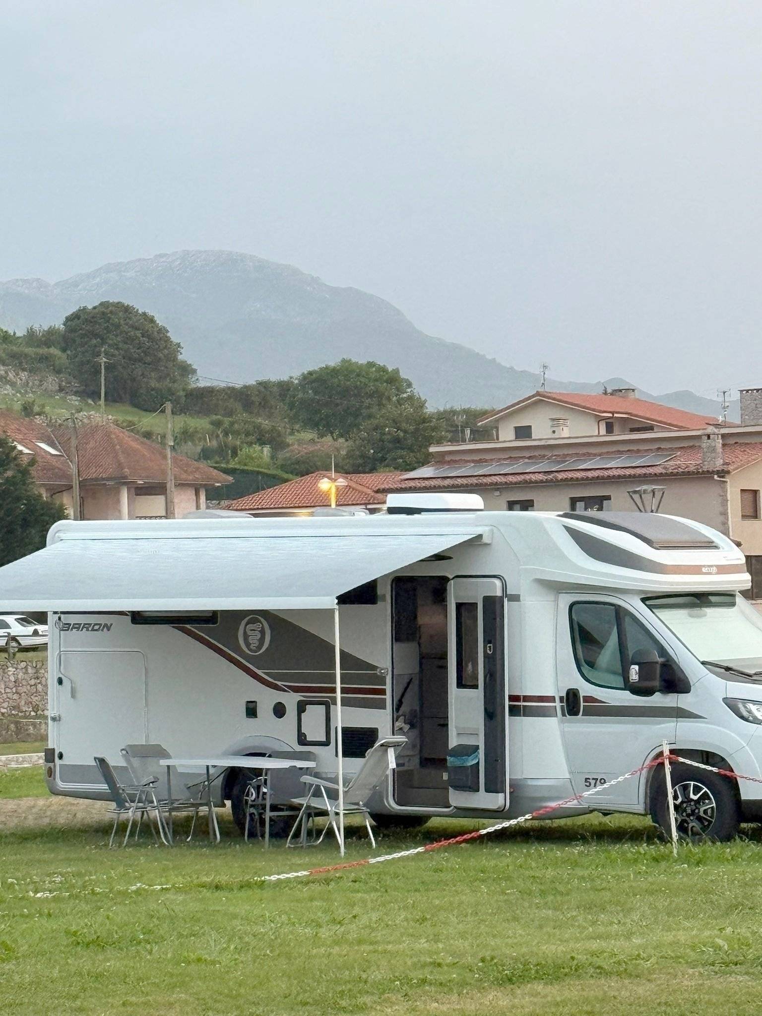 Elnagh Elnagh  Baron 579