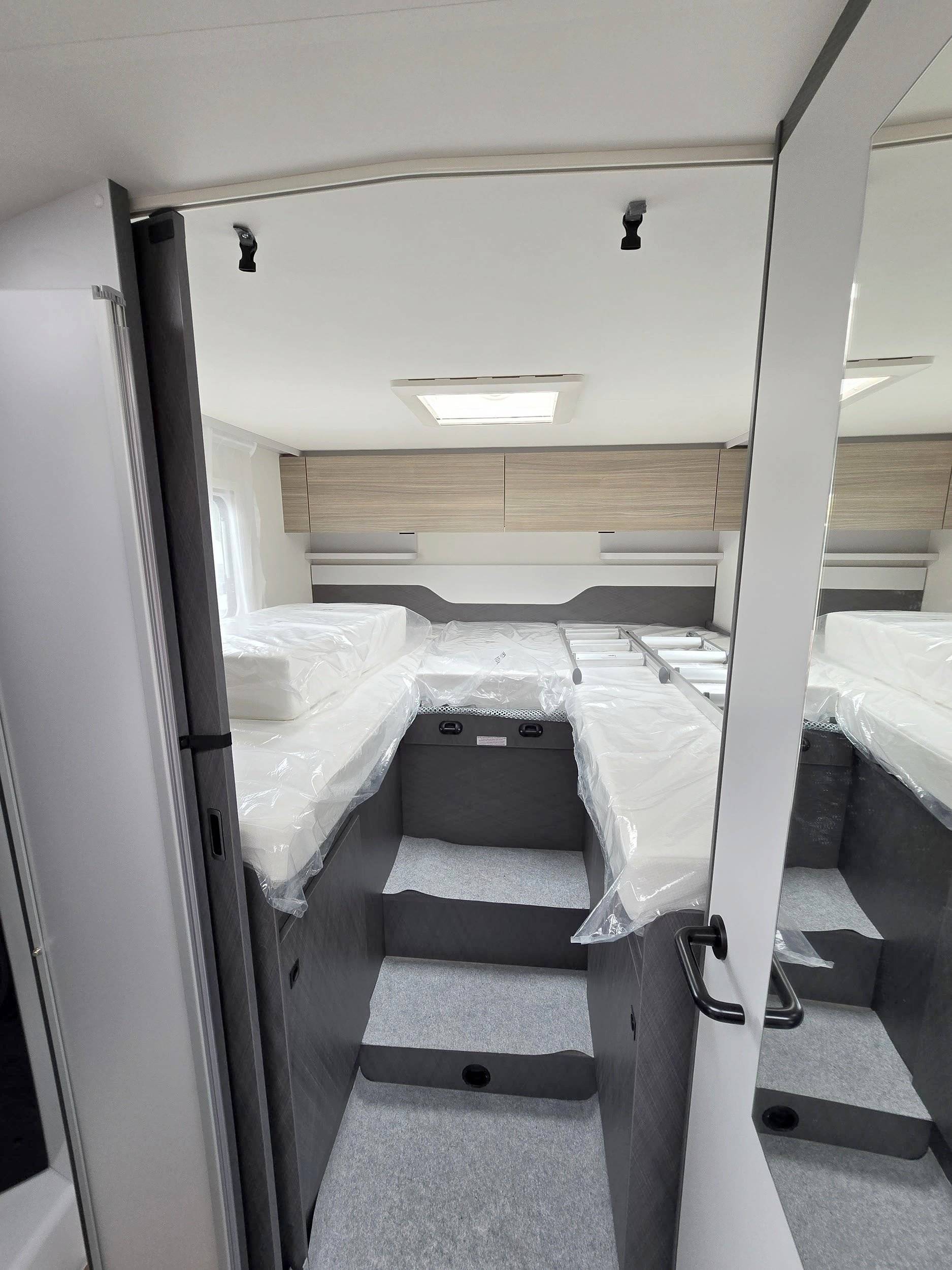 Schlafplätze Fiat DUCATO 2.2 140 CH - Yescapa