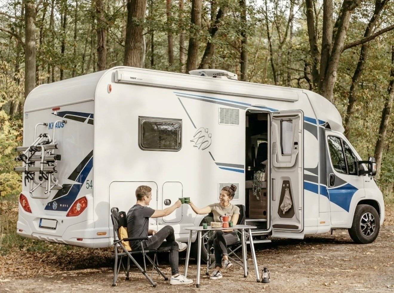 Vue avant de 3/4 Fiat Ducato 250 - Yescapa