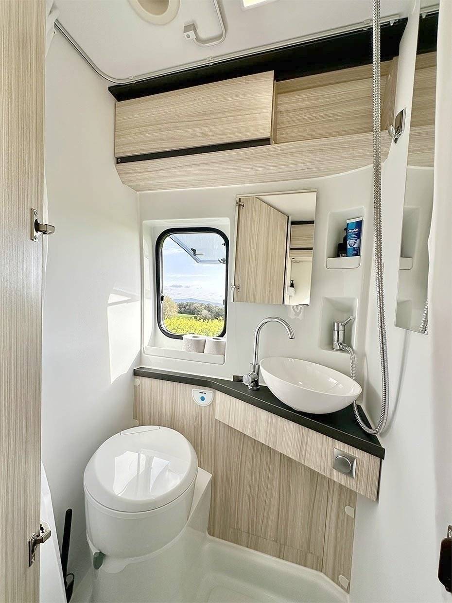 Camper Adria Twin 2025 