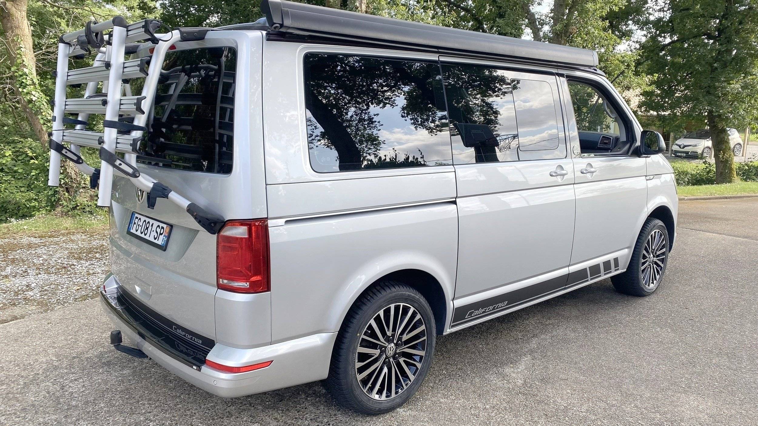 Volkswagen T6 California Coast