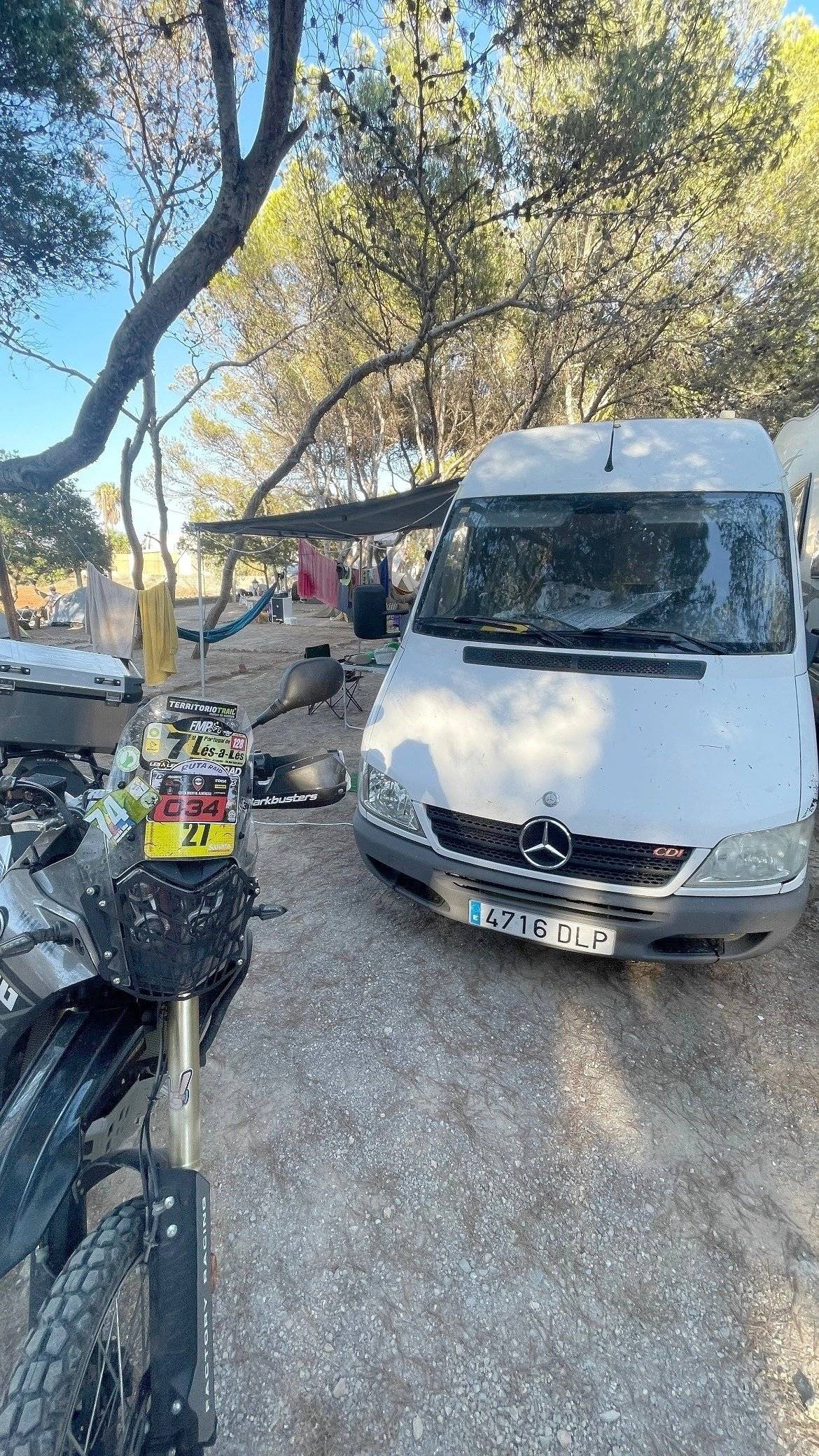 Plazas en cama Mercedes Sprinter 2,2 l CDI 130 ch - Yescapa