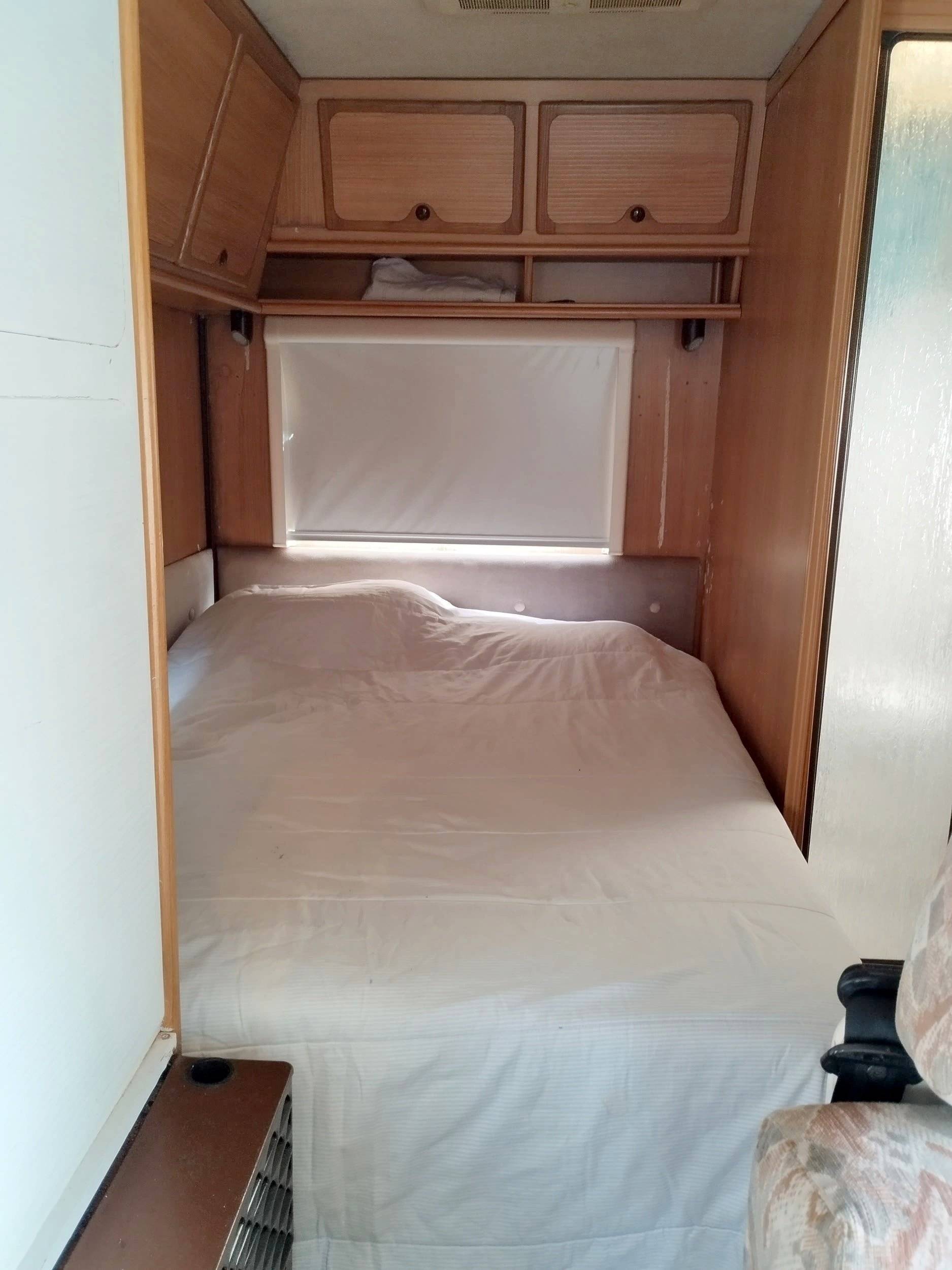 Couchages Fiat Ducato 2.5 TD 70Kw 290 - Yescapa