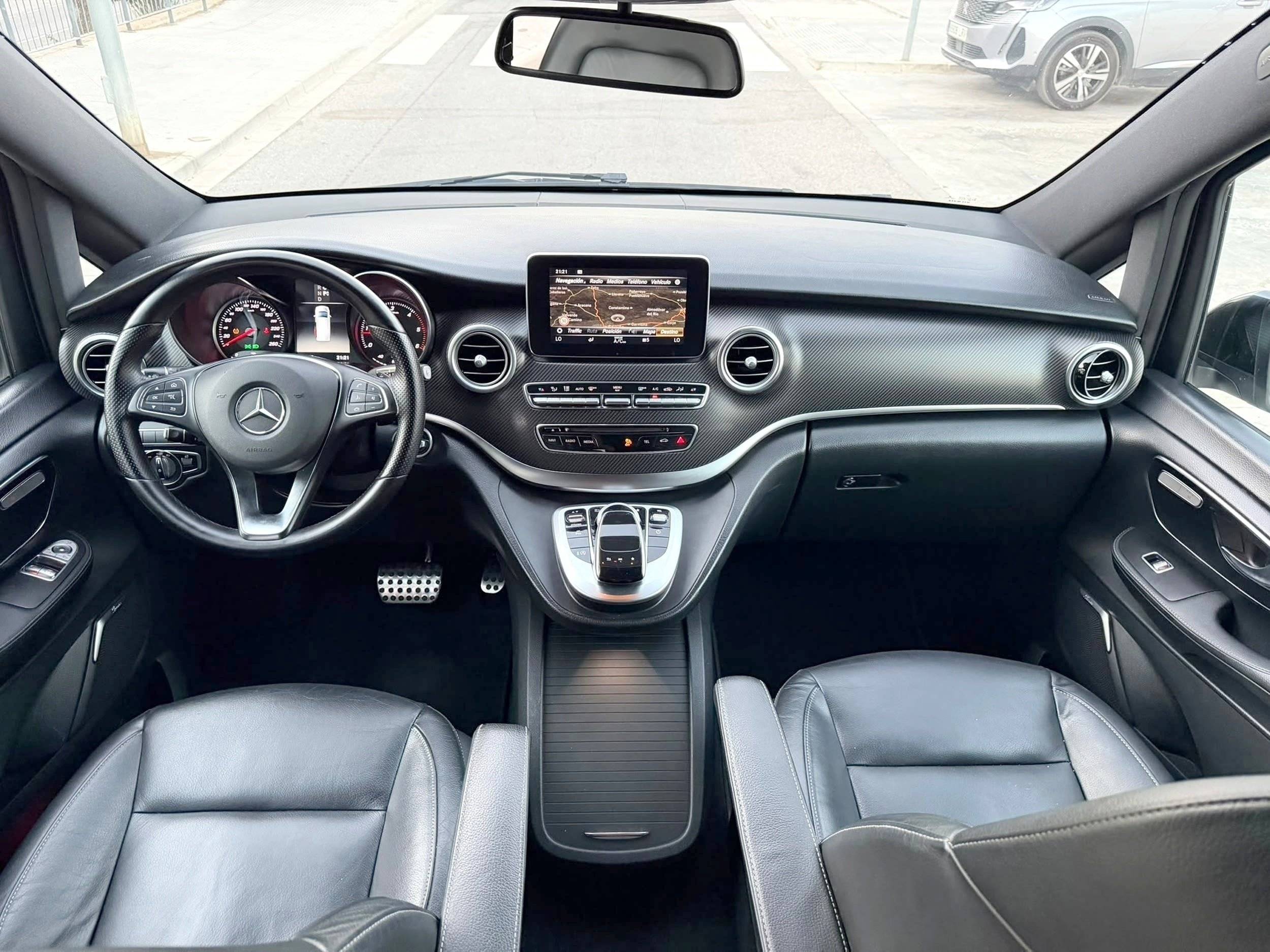 Mercedes V250