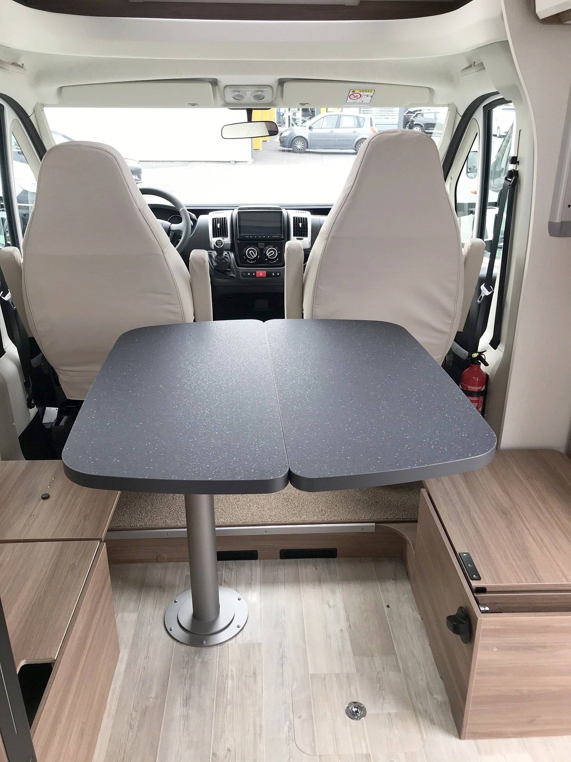 Pilote P746 ESSENTIEL