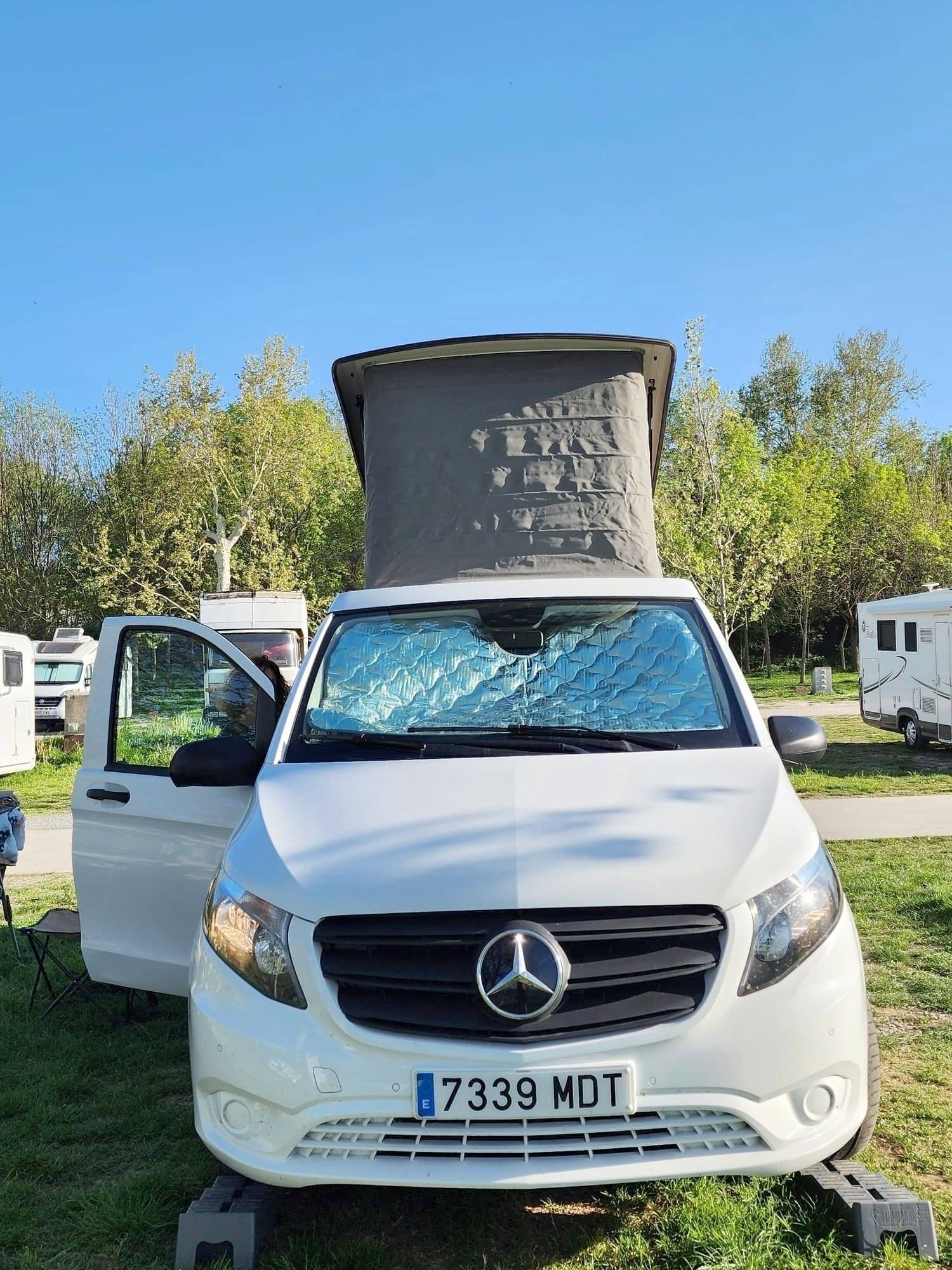 Mercedes Marco Polo Activity