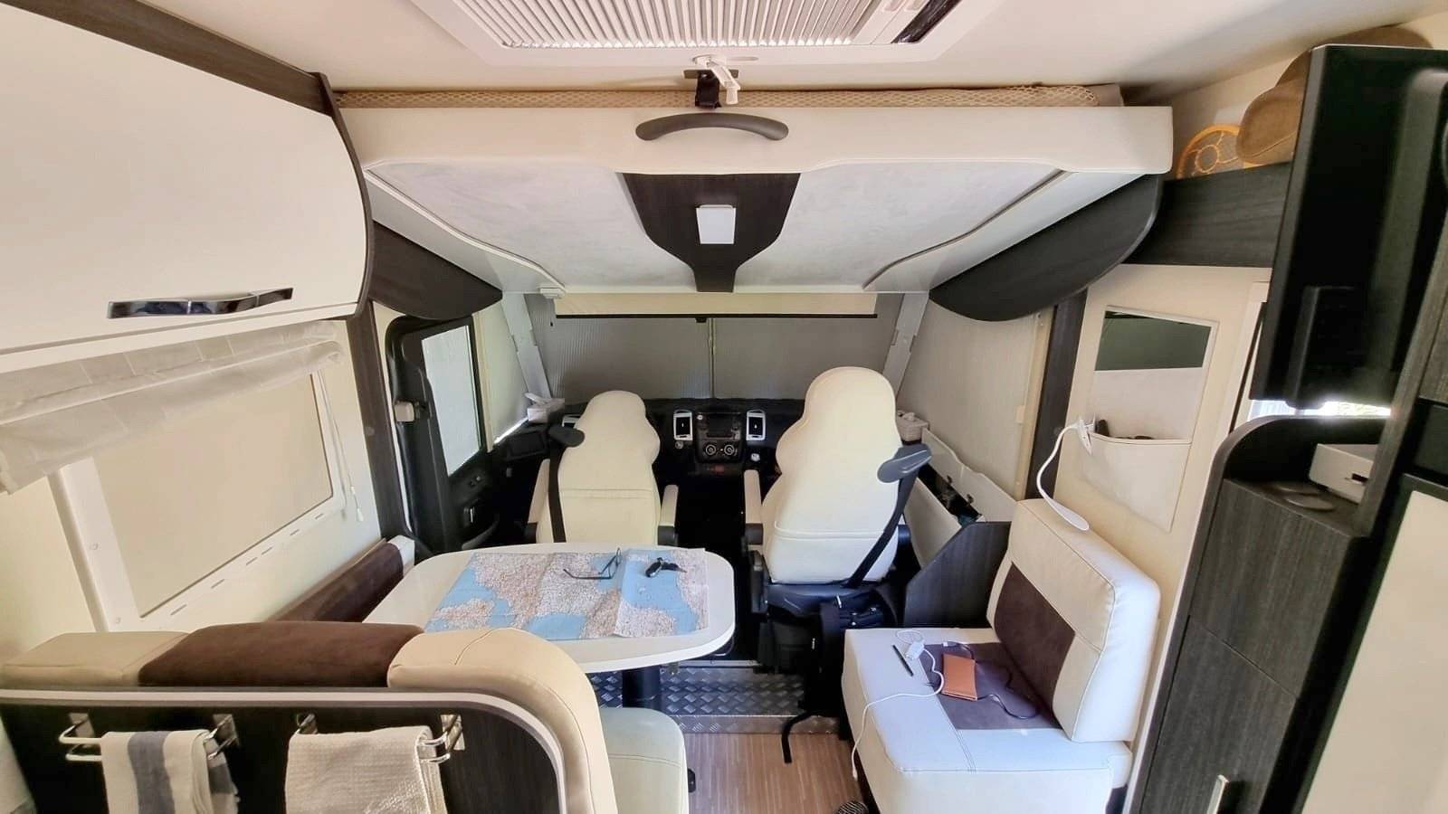 Dinette Fiat Fiat - Yescapa