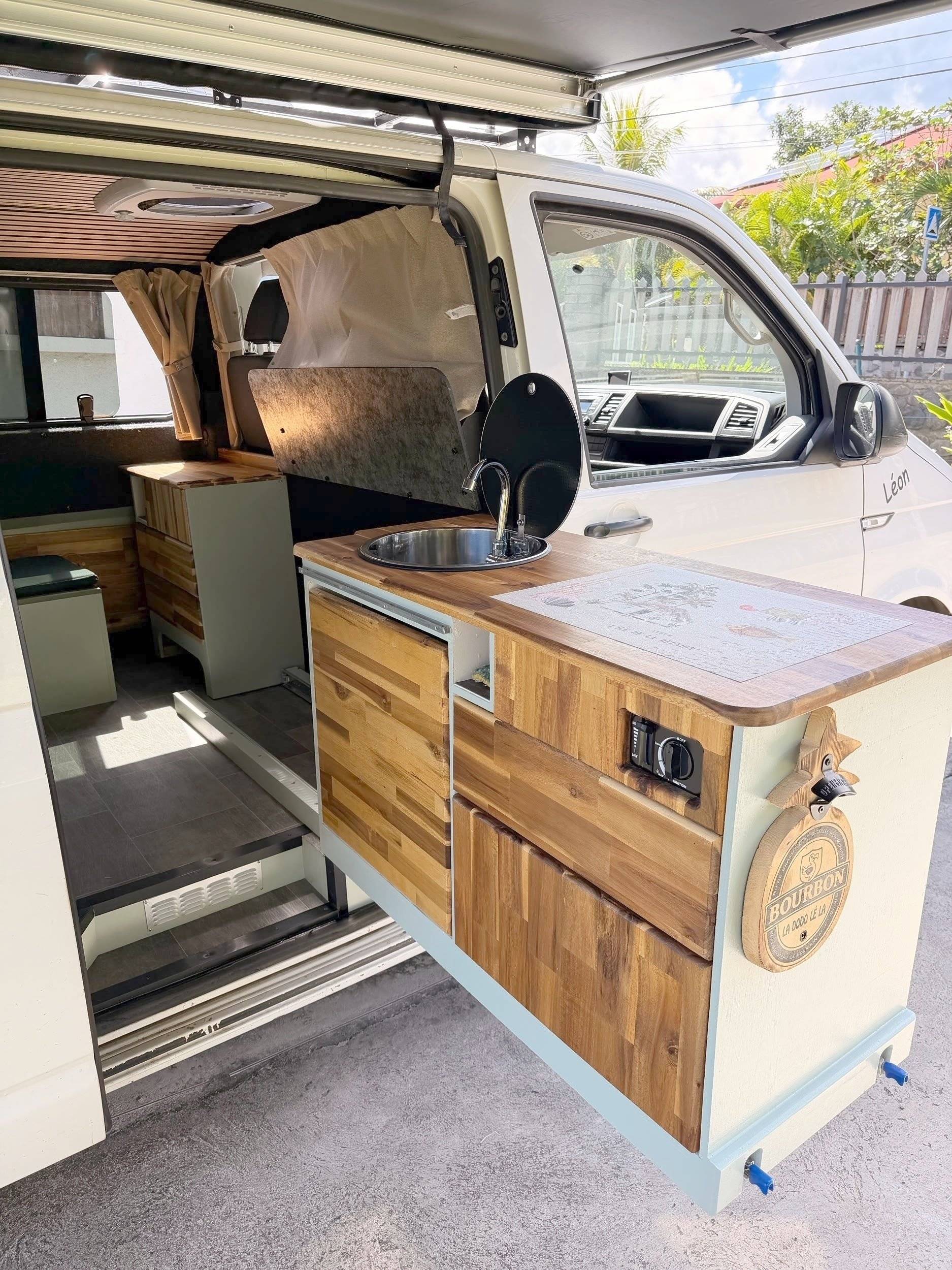 Volkswagen T6 2 l 102 ch