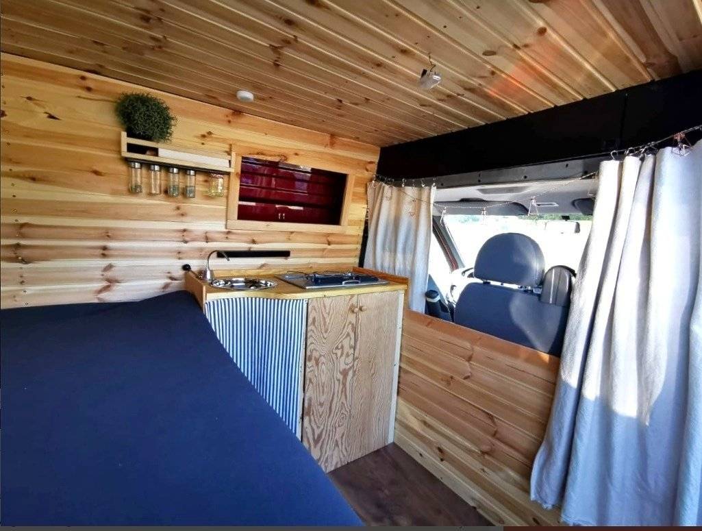 Autostar Transit 2,0 l 155 ch