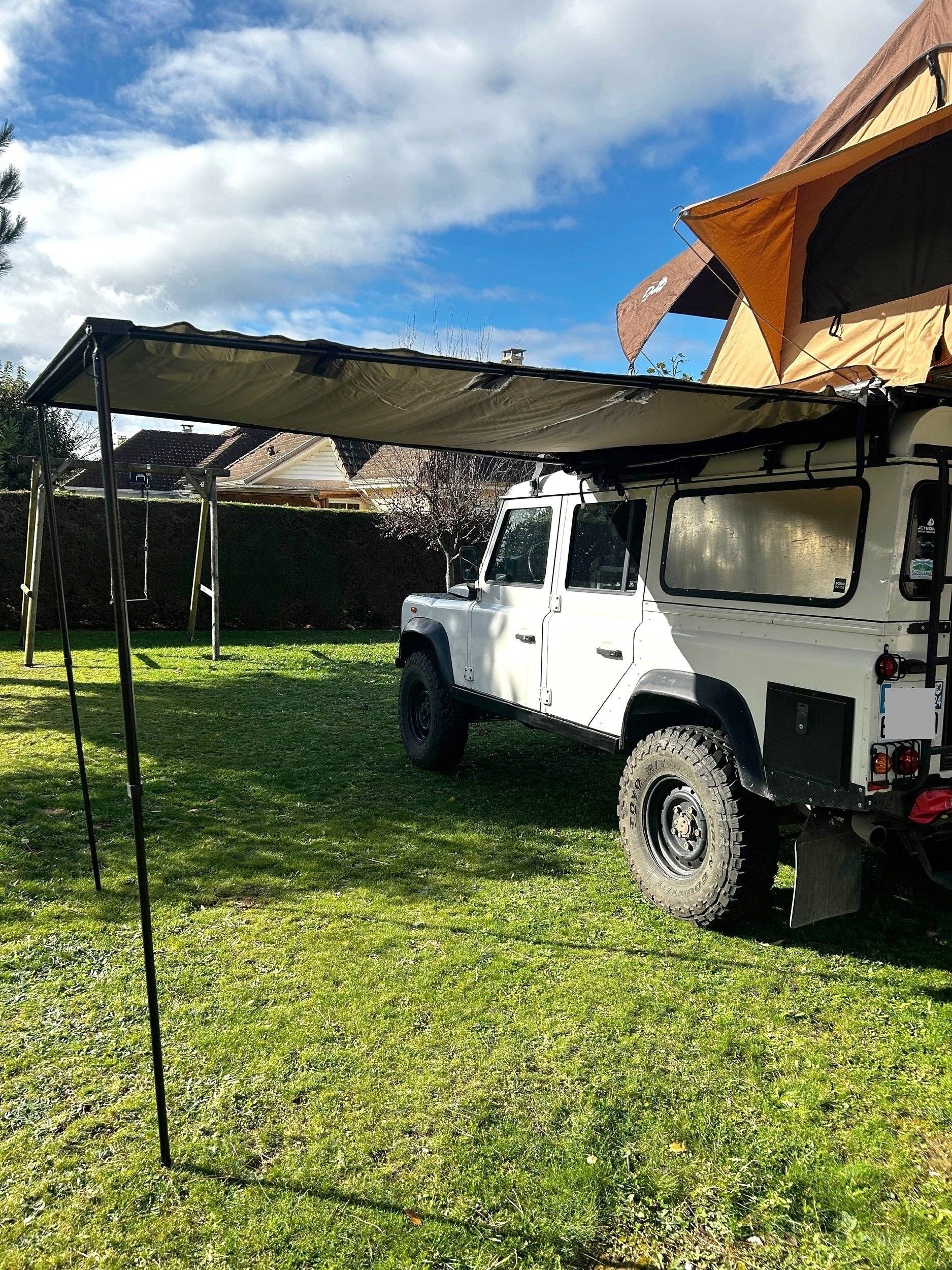 Land Rover Defender 110