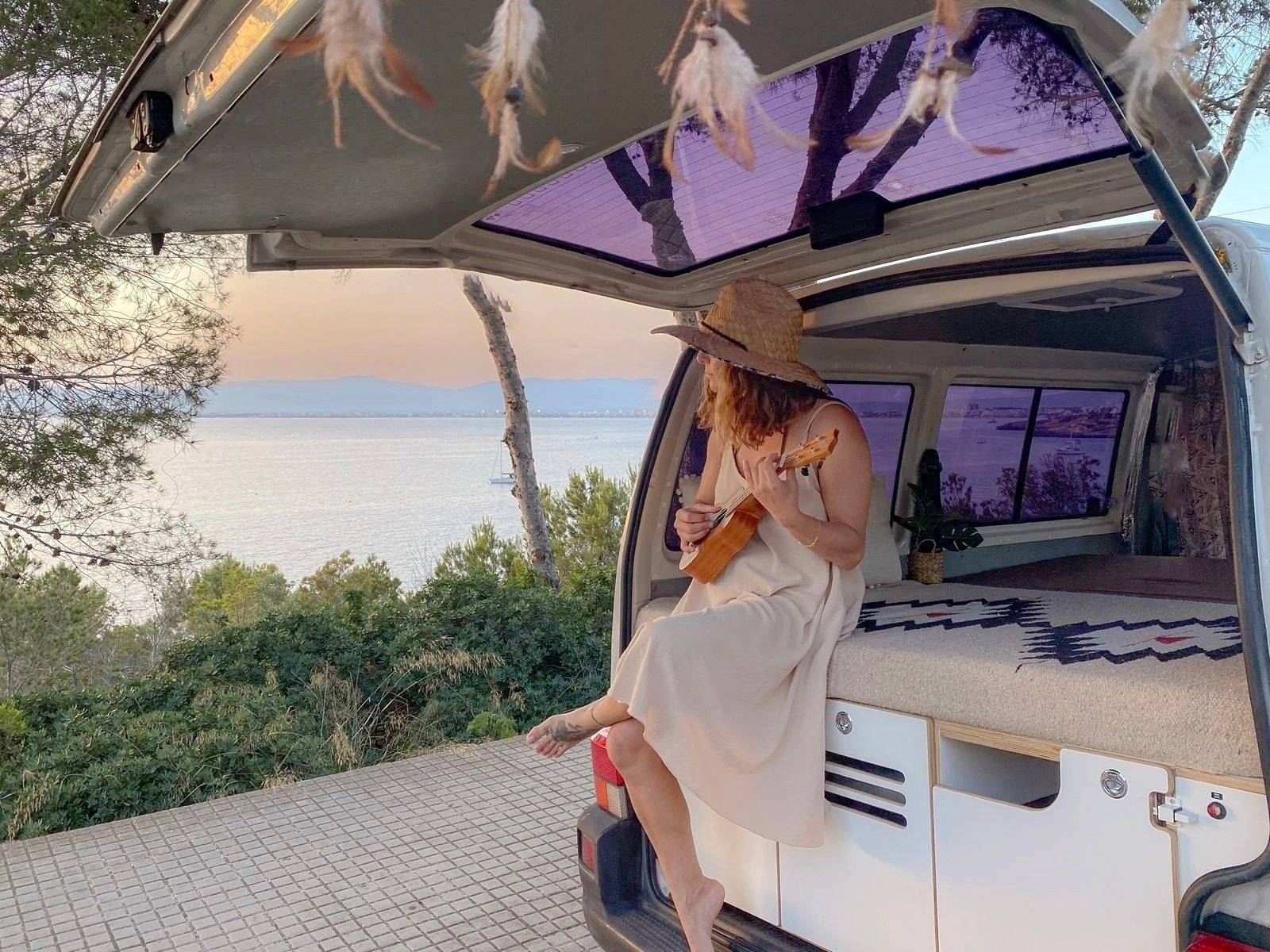 Volkswagen surfersvan