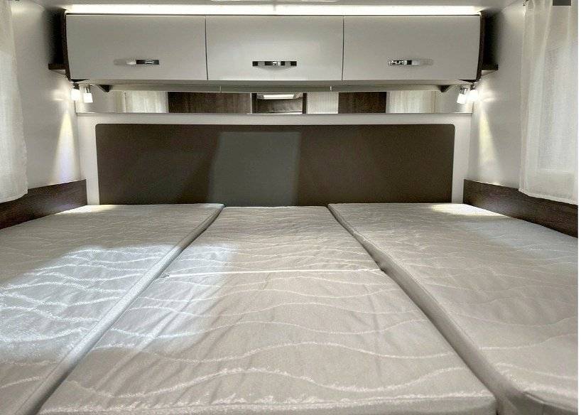 Plazas en cama Ford TRANSIT350 L TDCI - Yescapa