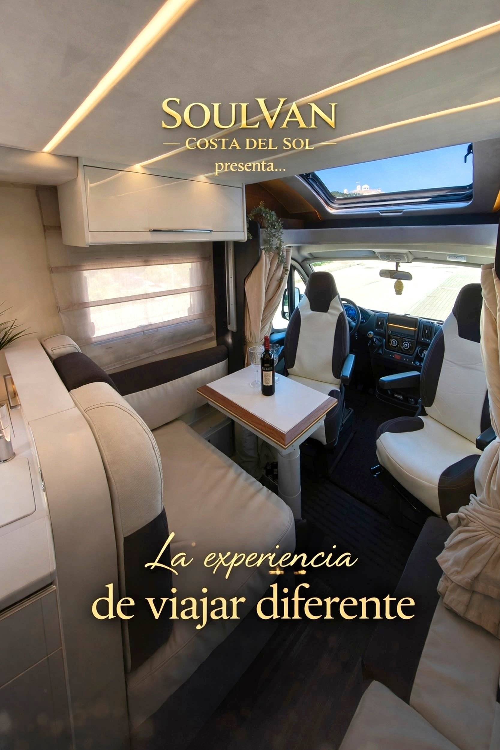 Dining Area Fiat Fiat Multijet 2   2,3 L   150 CV - Yescapa