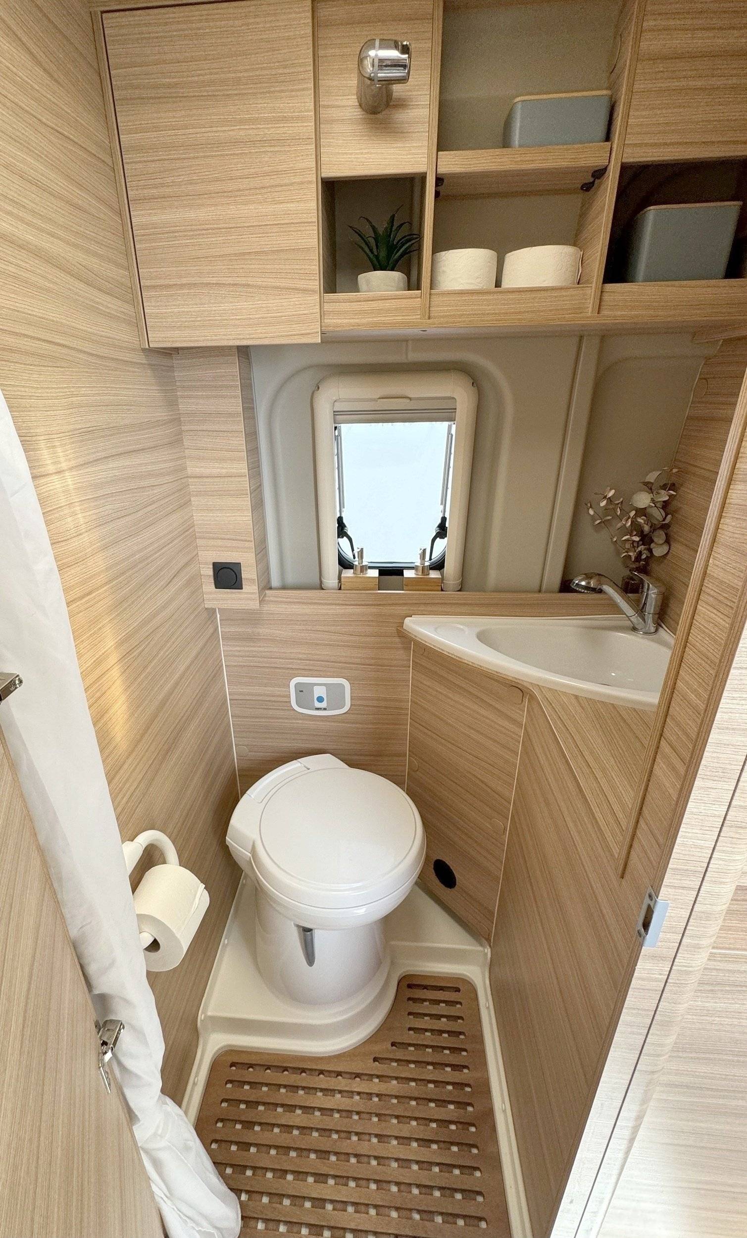 Sunlight Sunlight Cliff 600