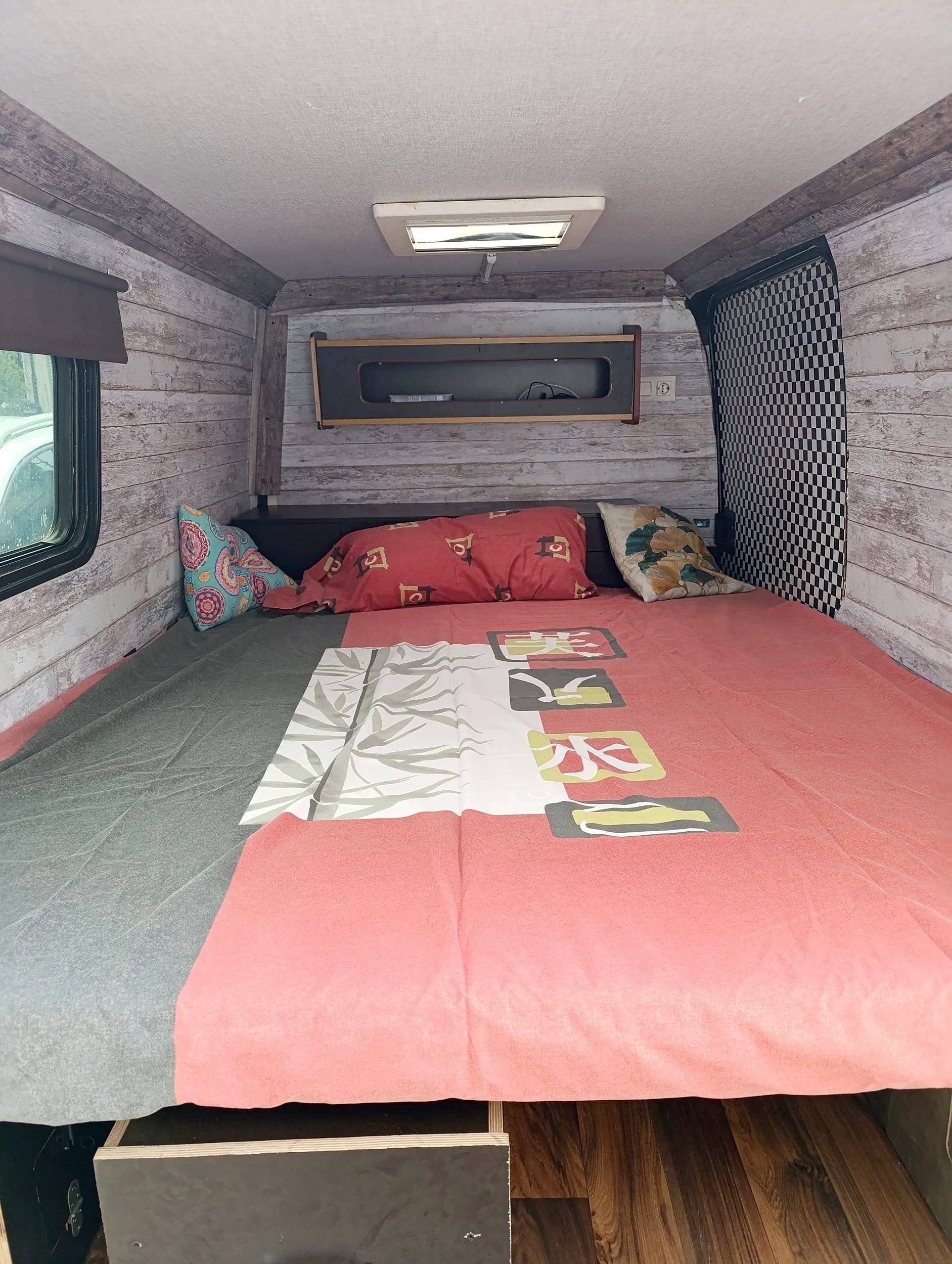 Letti Mercedes Sprinter 2,15 l 115 ch - Yescapa