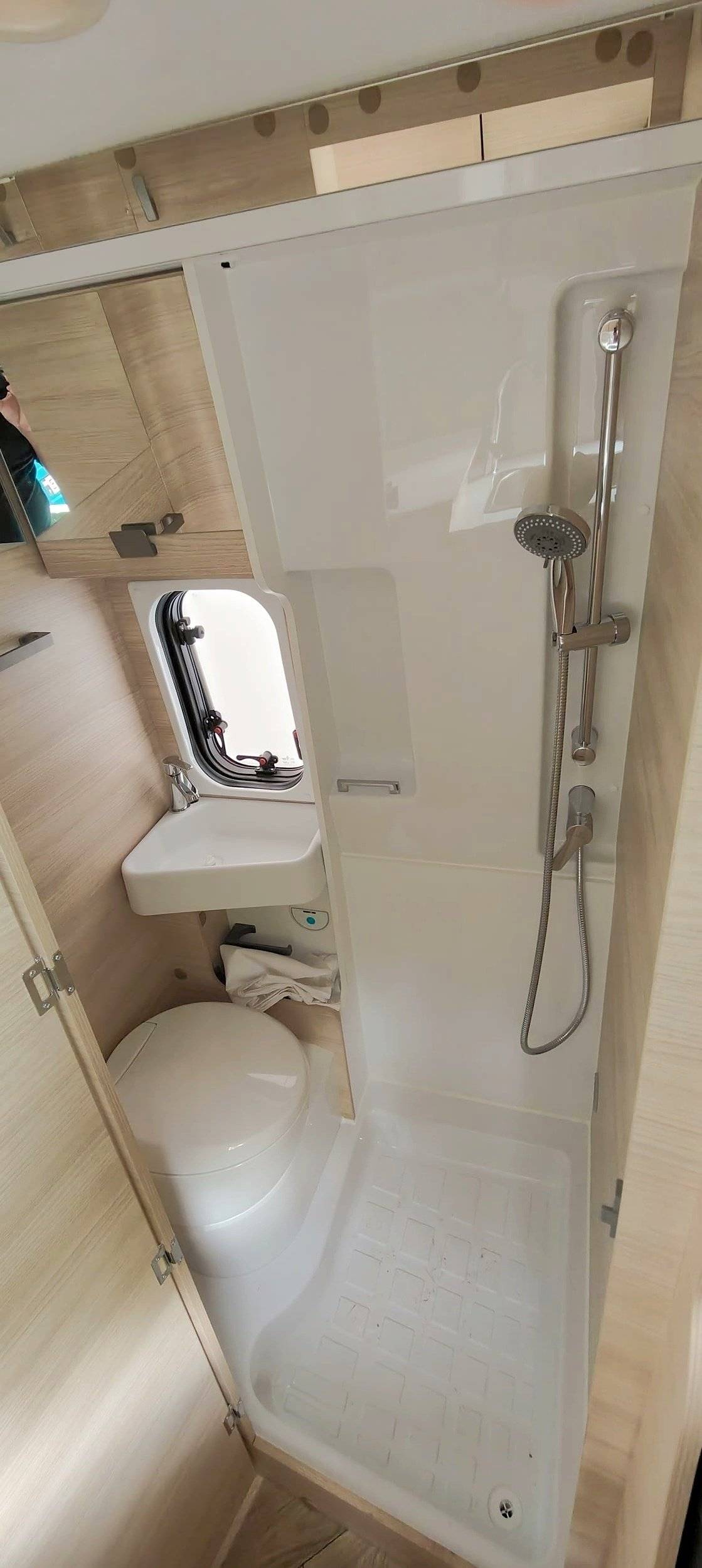 Chausson Chausson V594 First Line