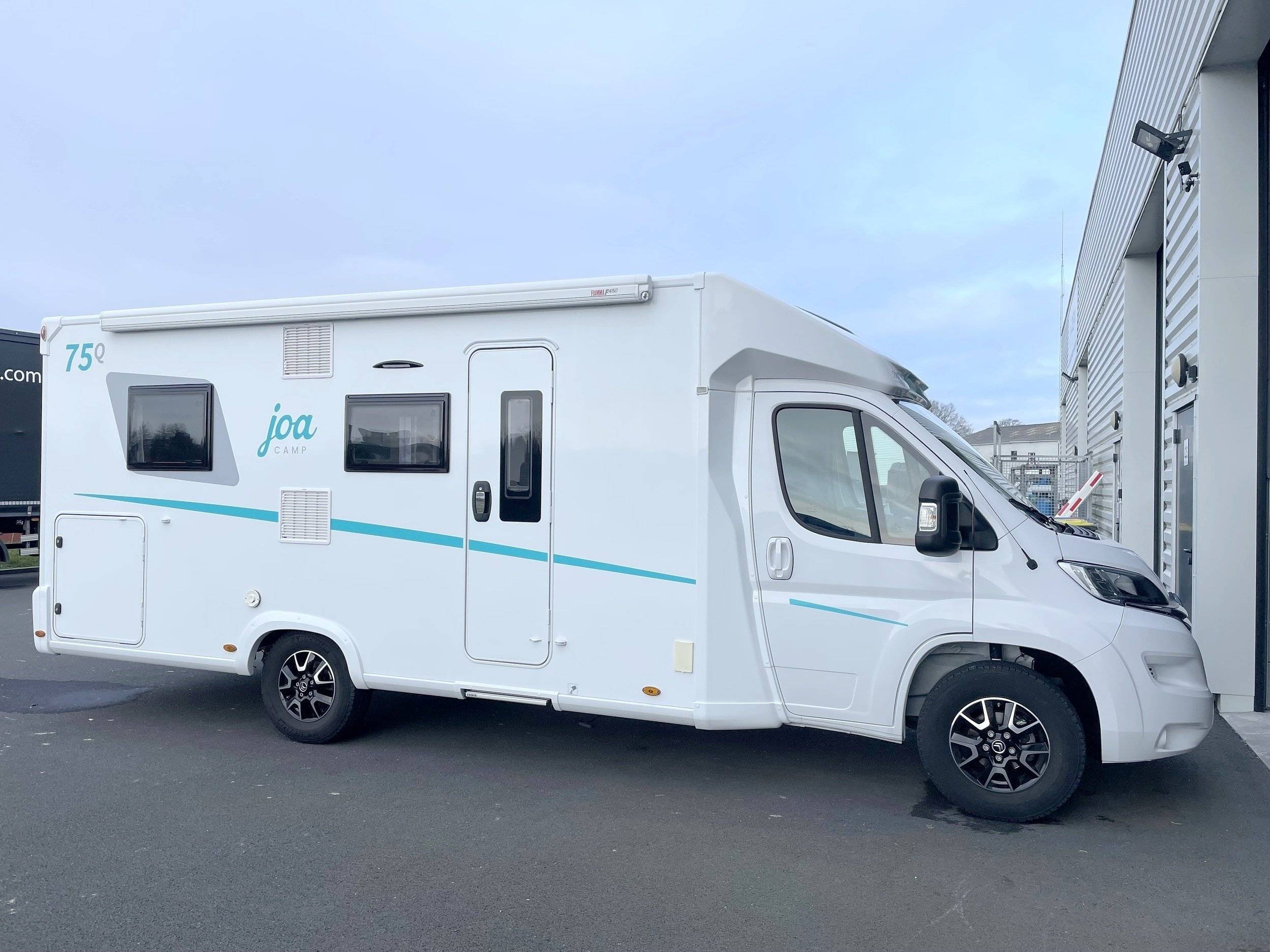 Voorkant 3/4 Citroën Citroën jumper - Yescapa