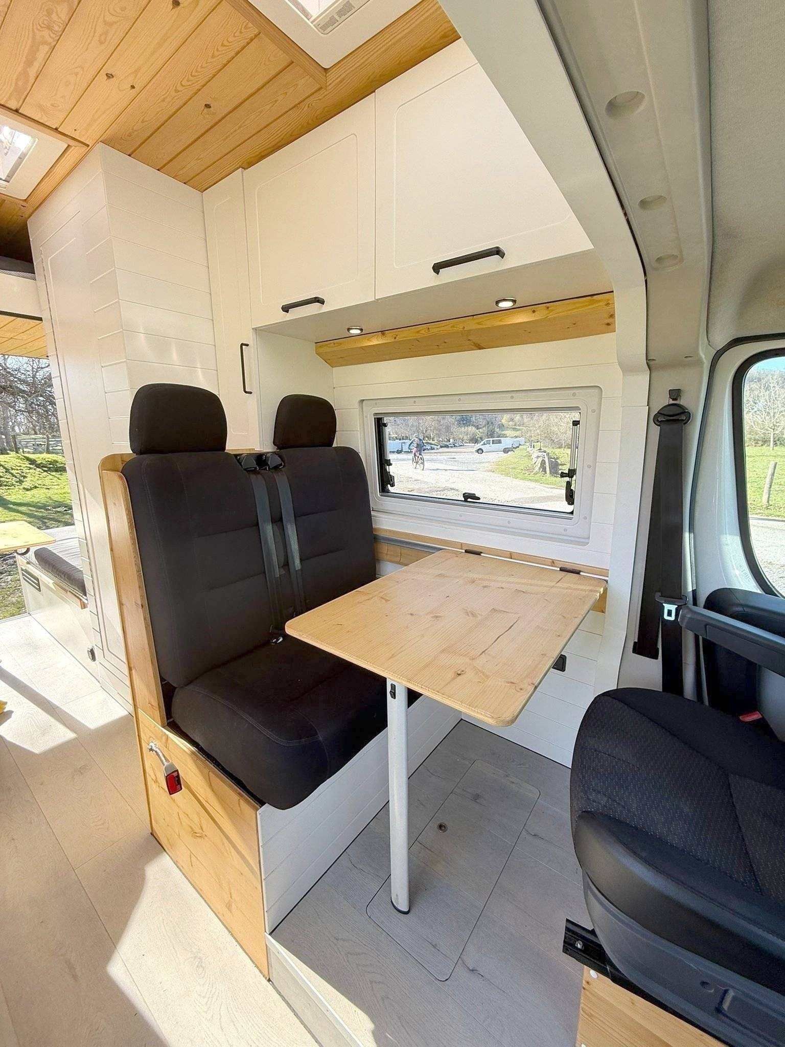 Dining Area  - Yescapa