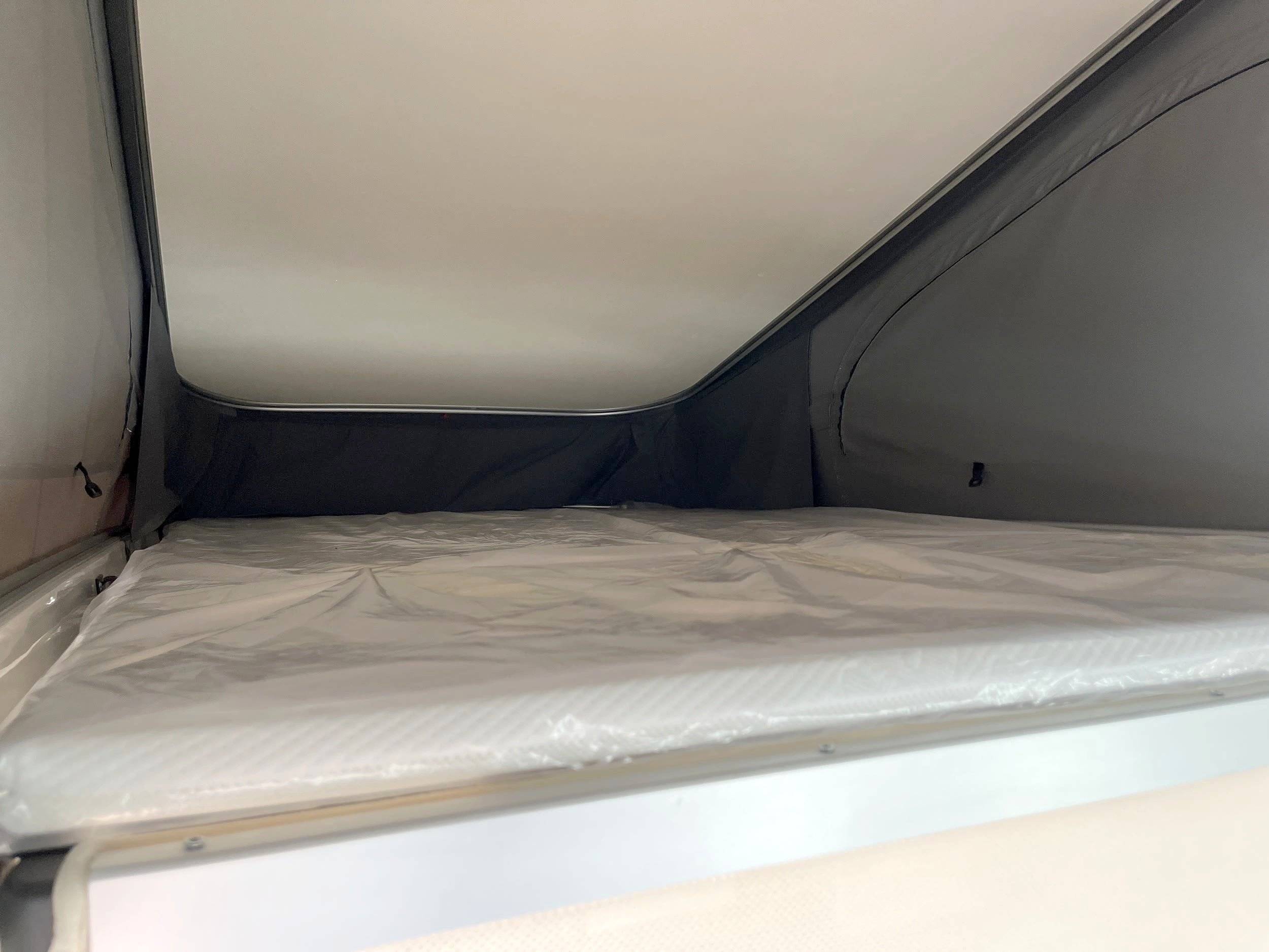 Berth Volkswagen Volkswagen Transporter T6.1 - Yescapa